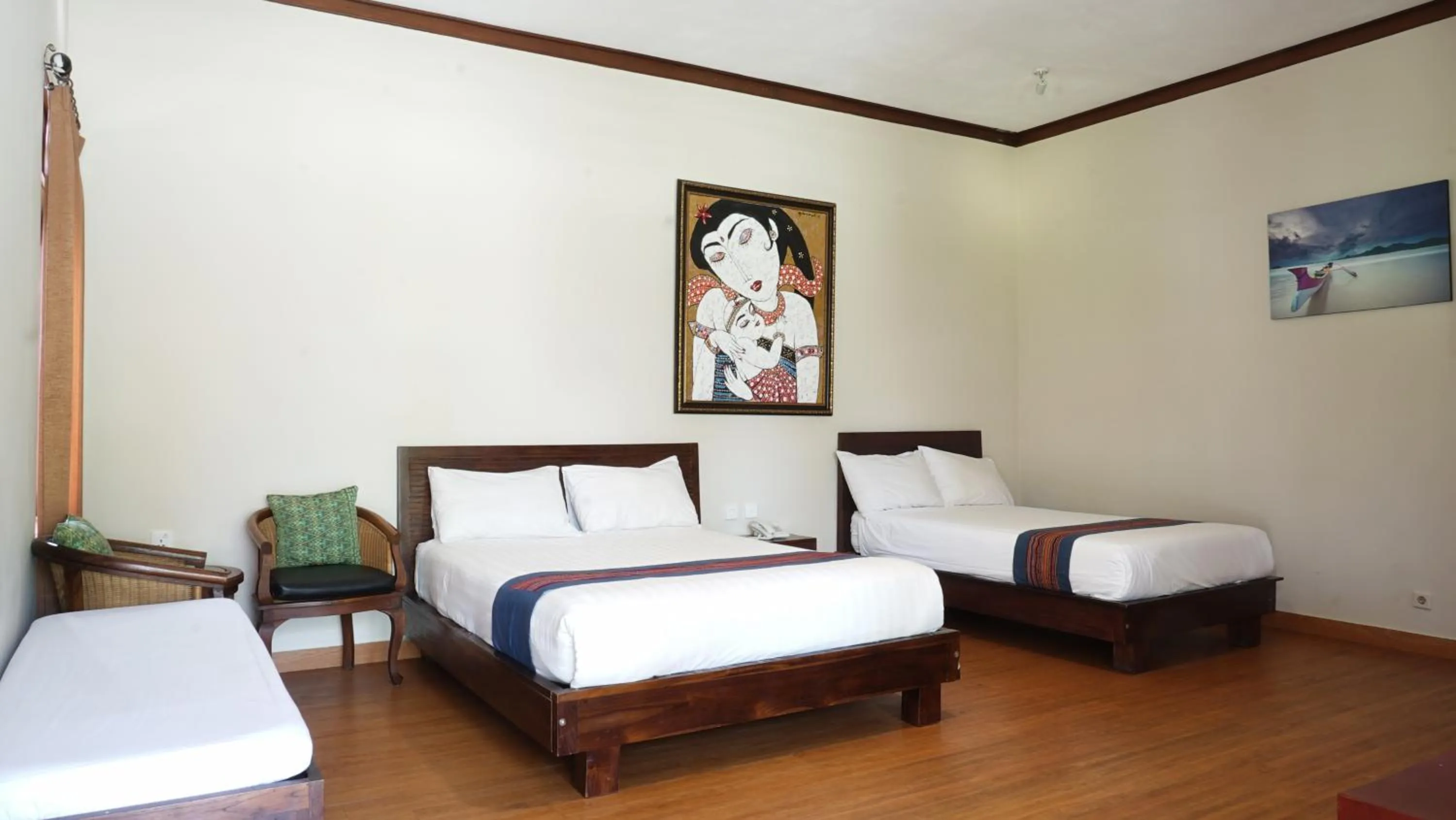 Bed in Puri Rinjani Bungalows & Hostel