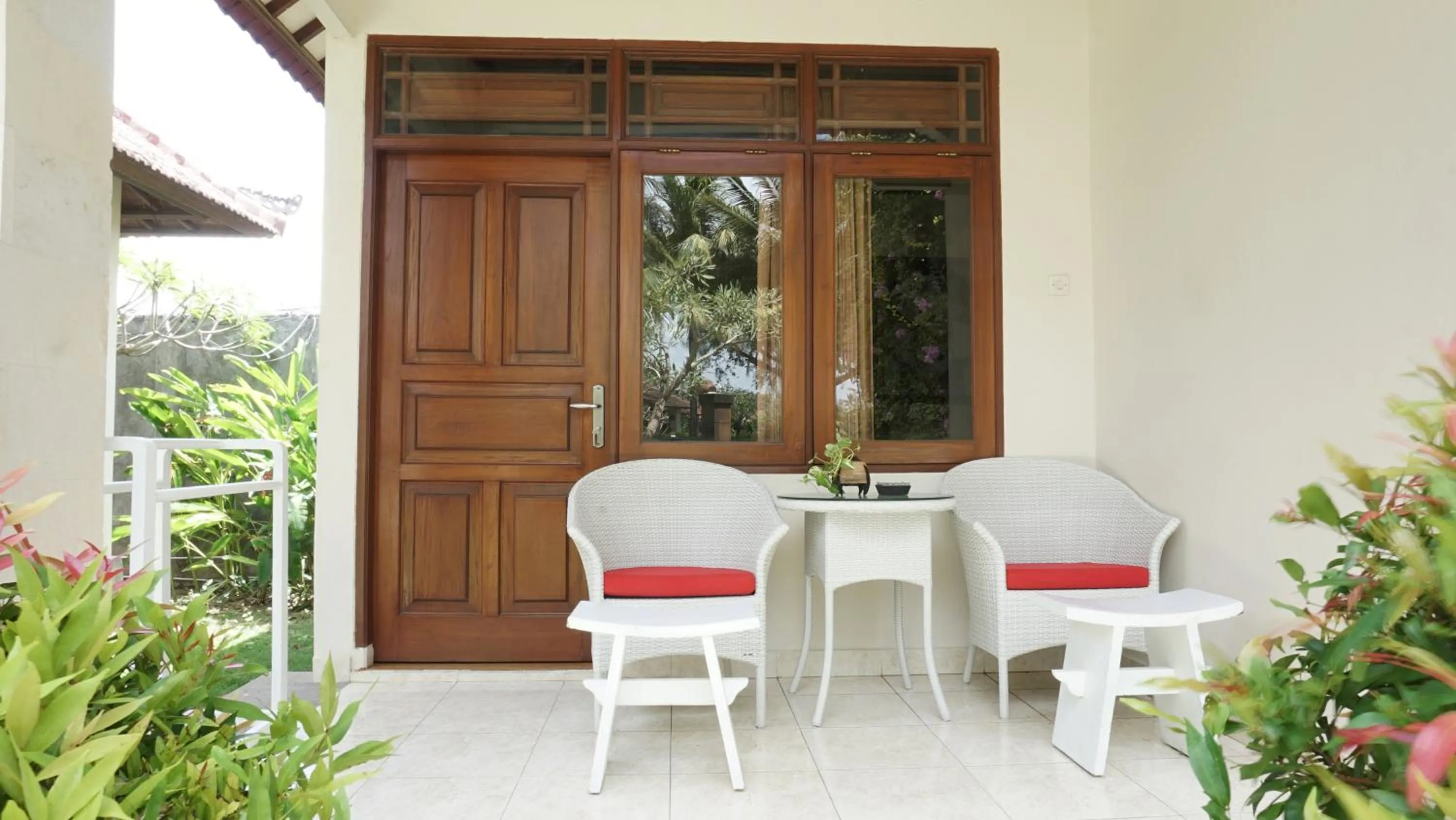 Puri Rinjani Bungalows & Hostel