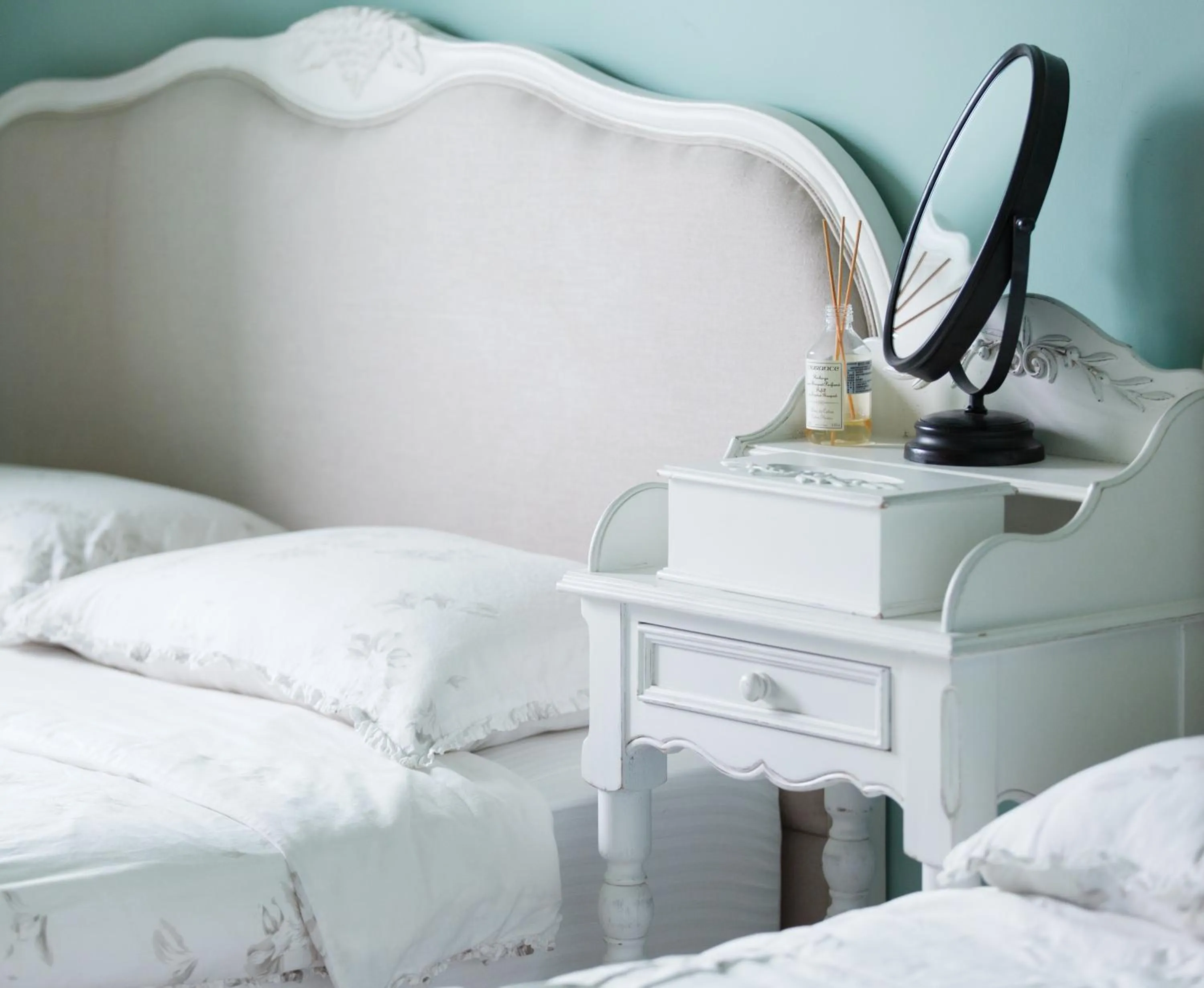 Bed in Wei Sen House