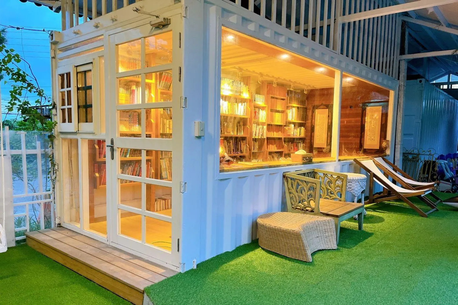 Internal: Not applicable to any particular room in Xin Yuan My Dream Castle