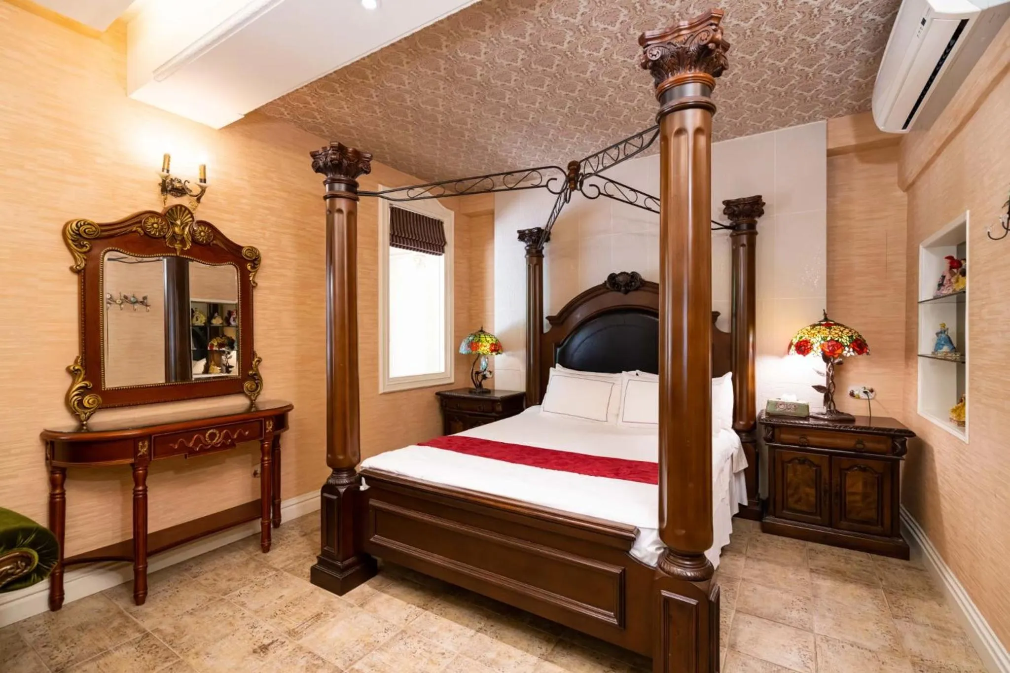 Bedroom, Bed in Xin Yuan My Dream Castle