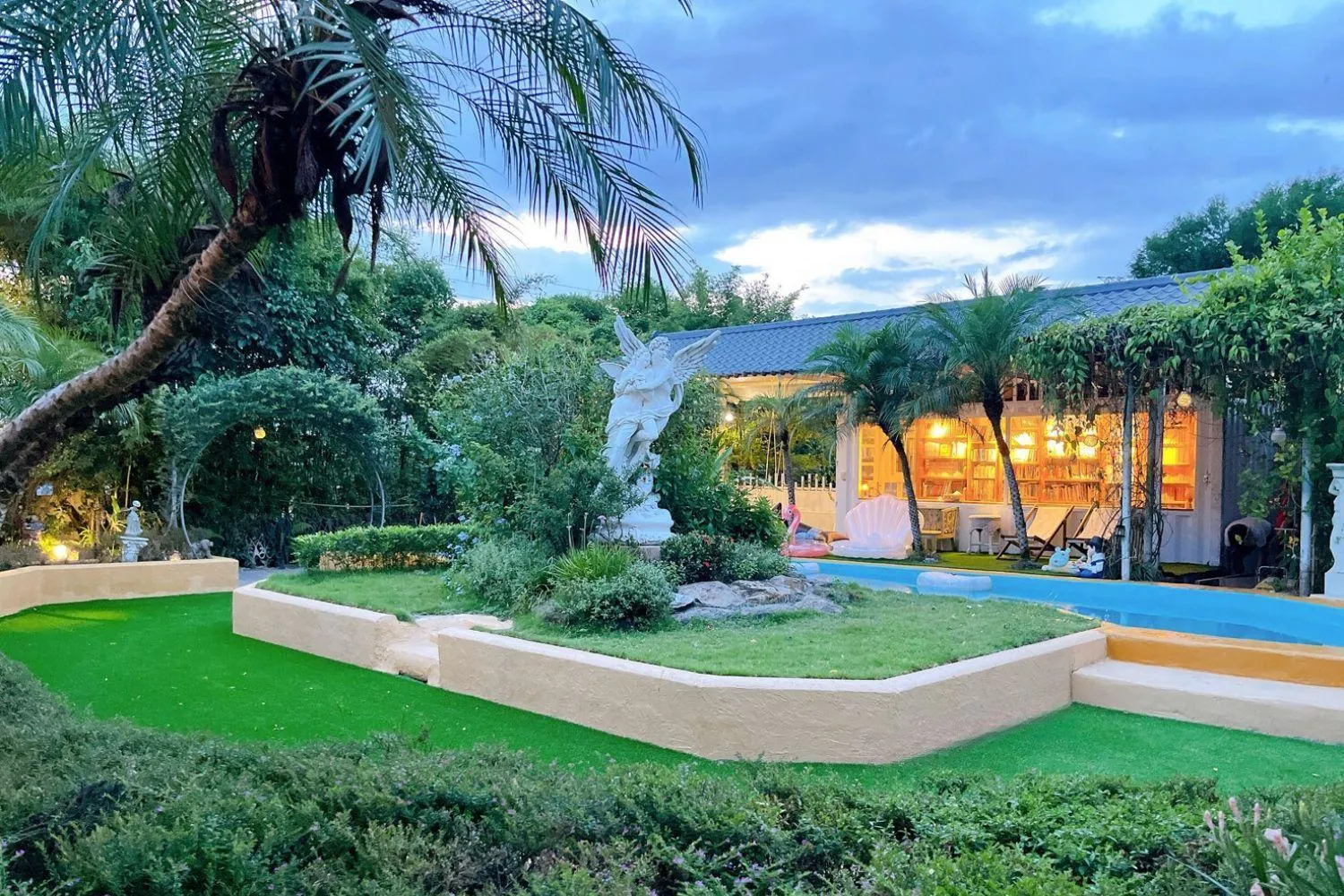 Xin Yuan My Dream Castle