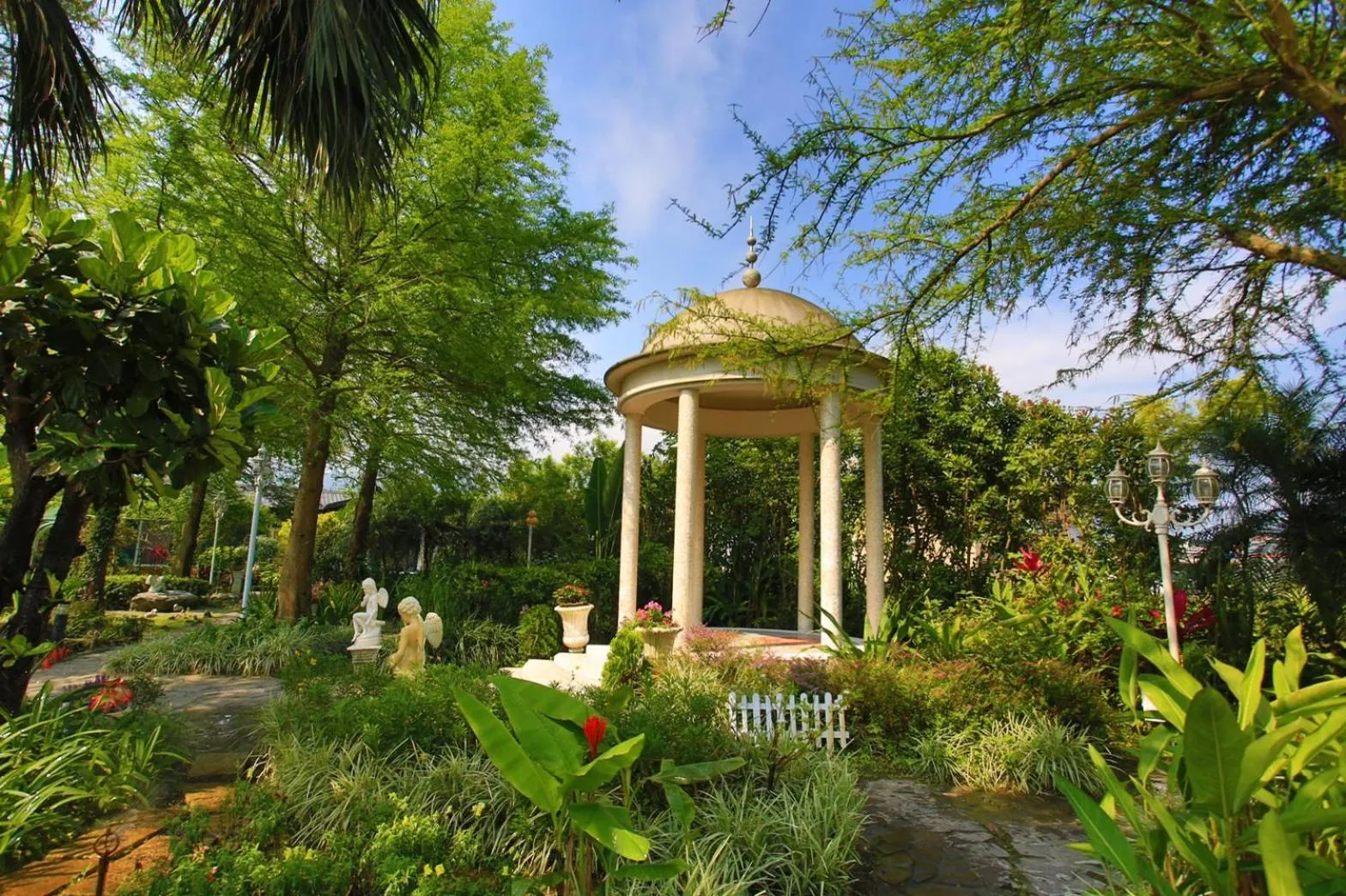 Xin Yuan My Dream Castle