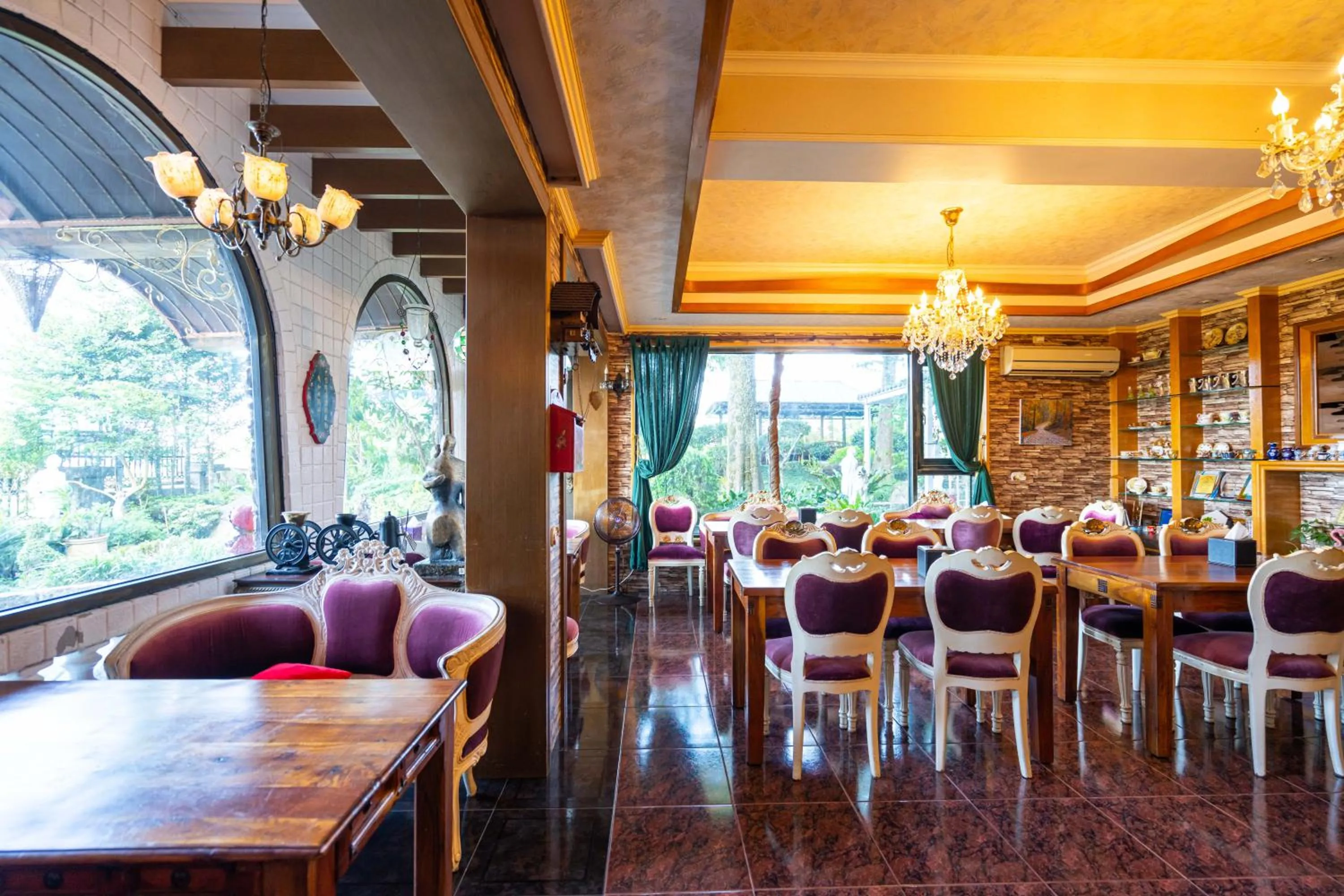 Restaurant/places to eat in Xin Yuan My Dream Castle