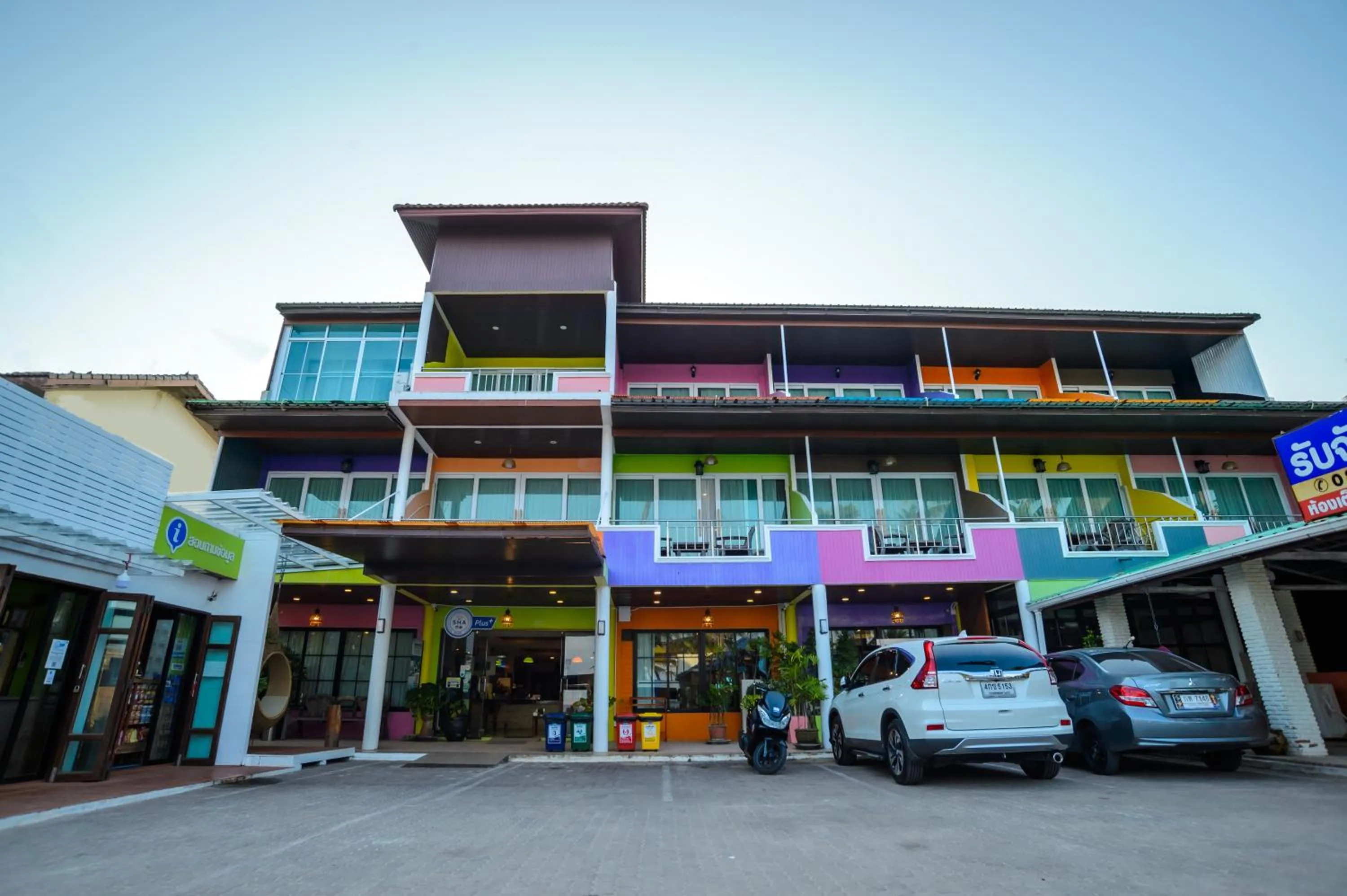 Property building in Talay Sai @ Thung Wua Laen