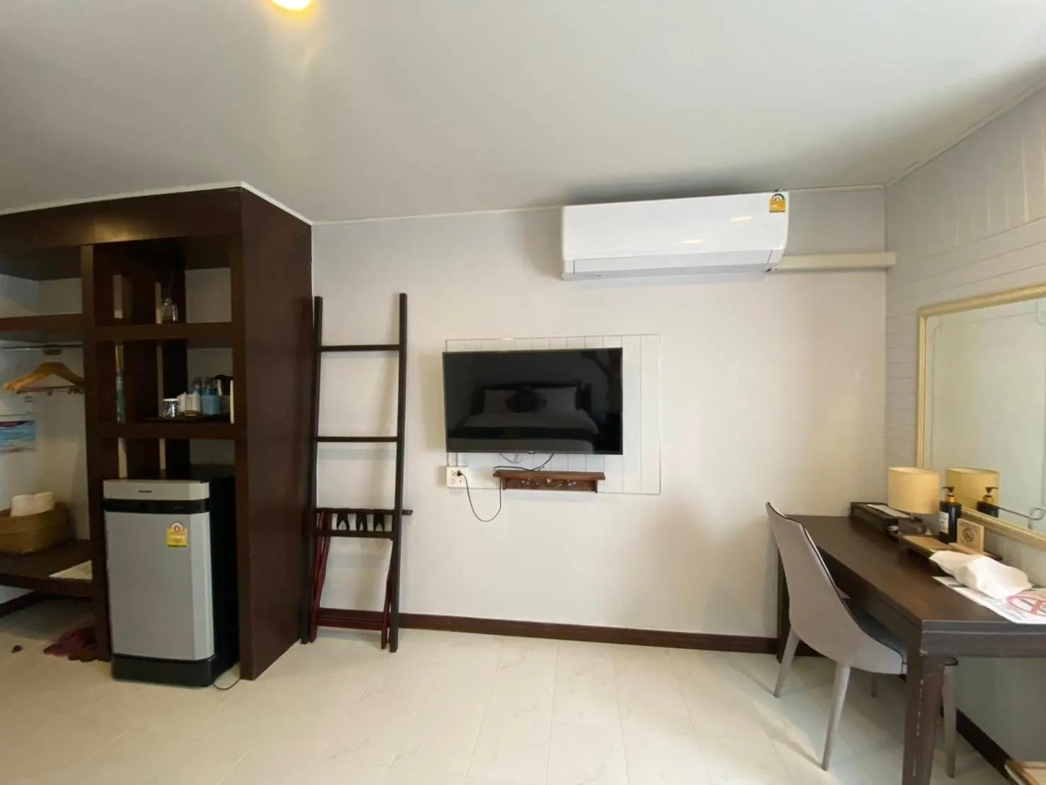 TV and multimedia in Talay Sai @ Thung Wua Laen