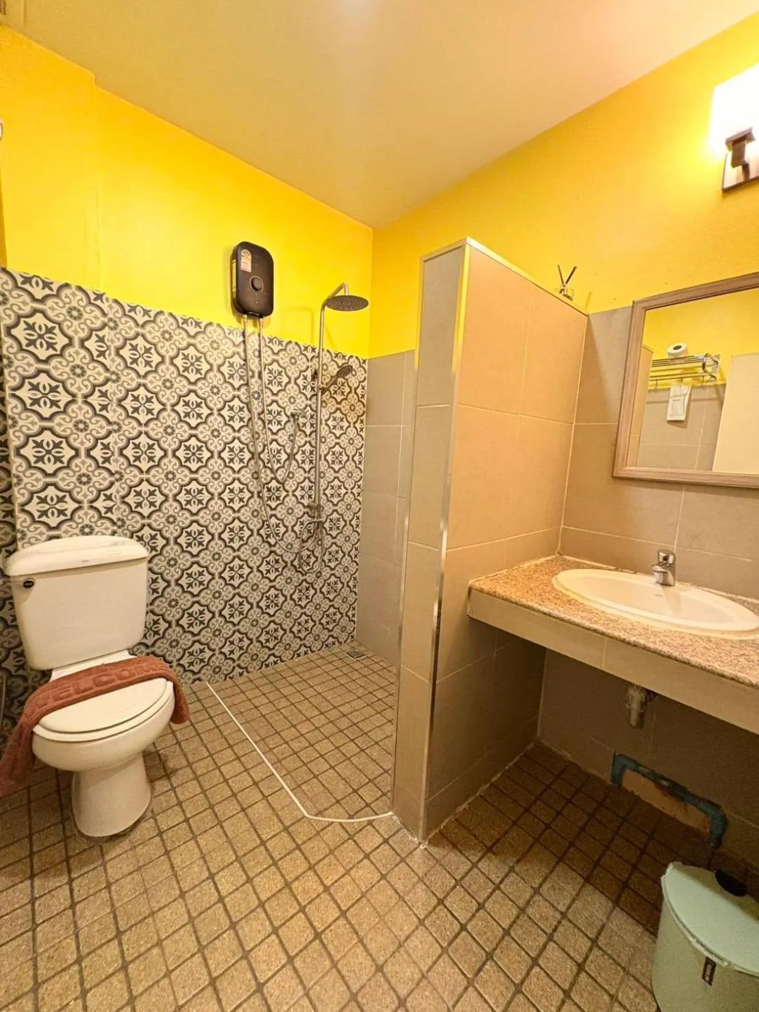 Bathroom in Talay Sai @ Thung Wua Laen