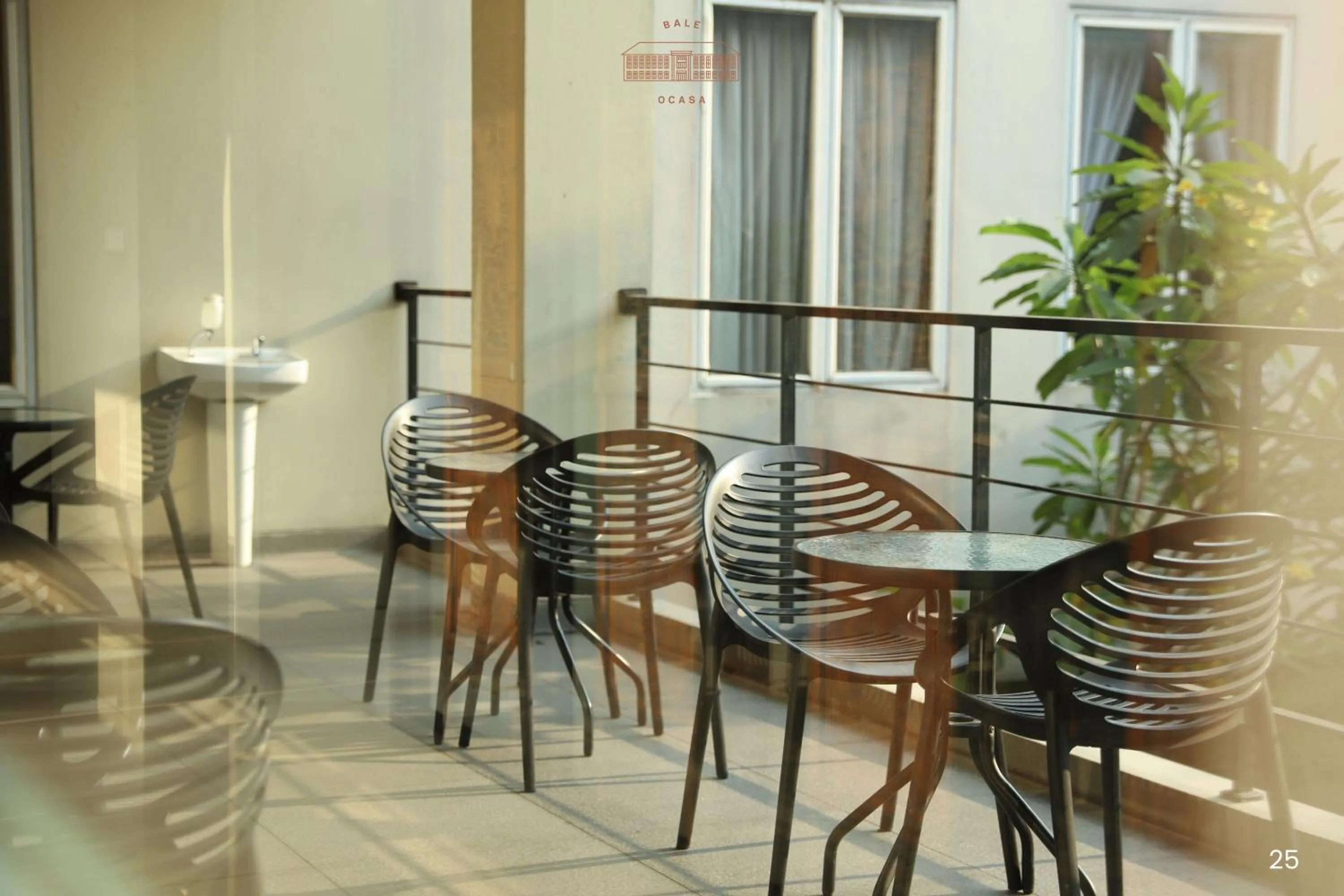 Balcony/Terrace in Bale Ocasa by Behomy