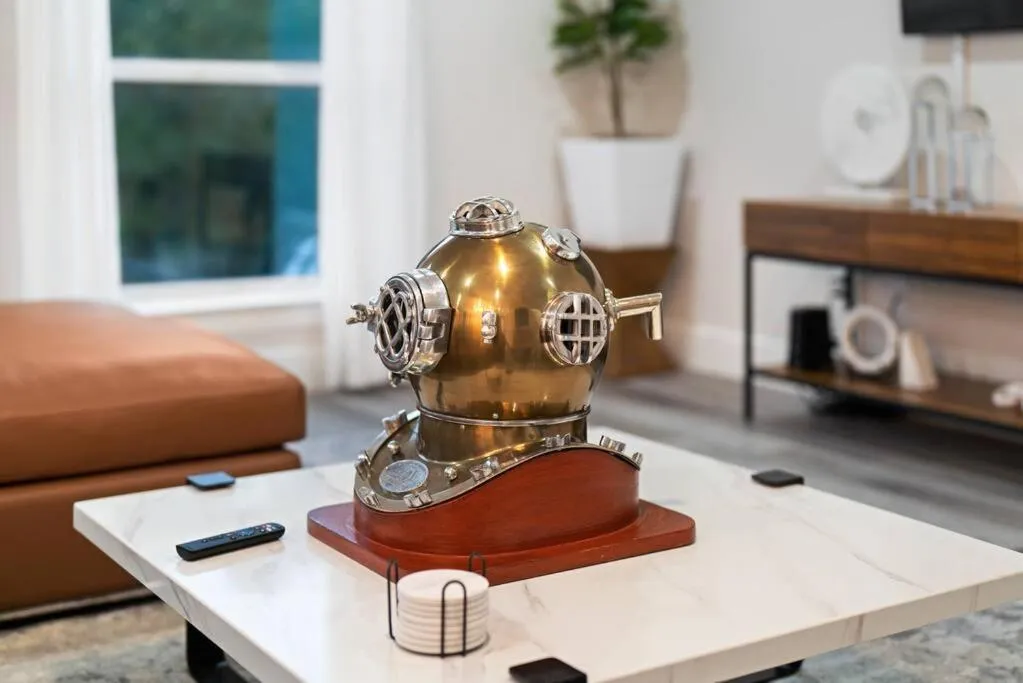 Lakefront Home Insane Views - Pool Spa Gameroom