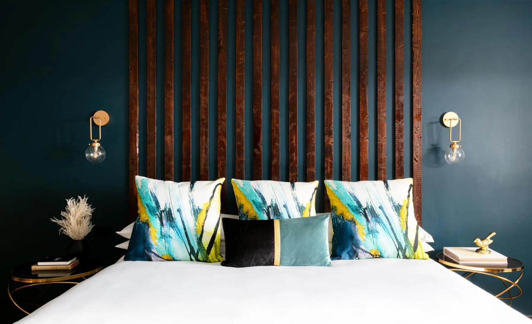 Bed in The Cove At Salem