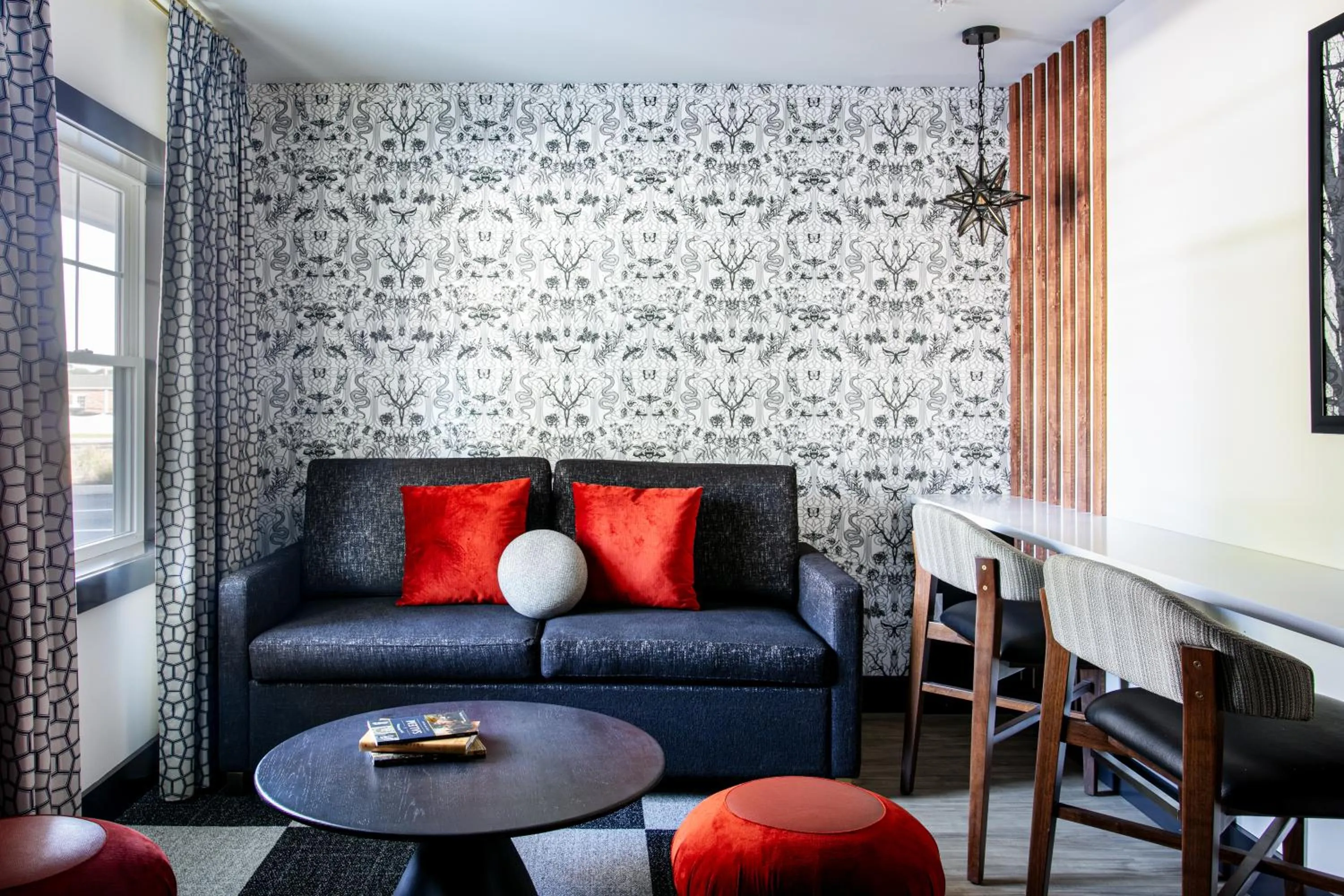 Seating area in The Cove At Salem