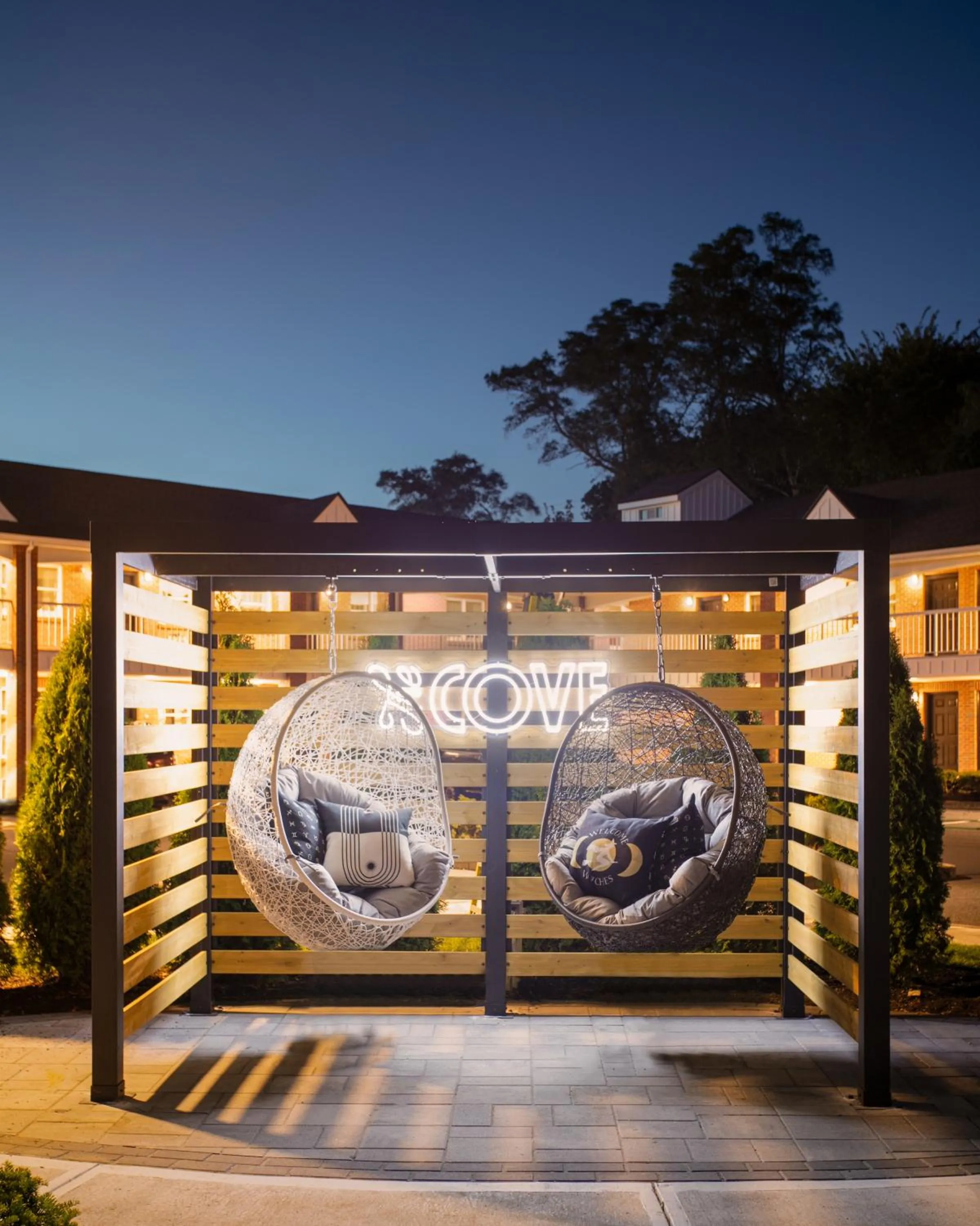 Night in The Cove At Salem