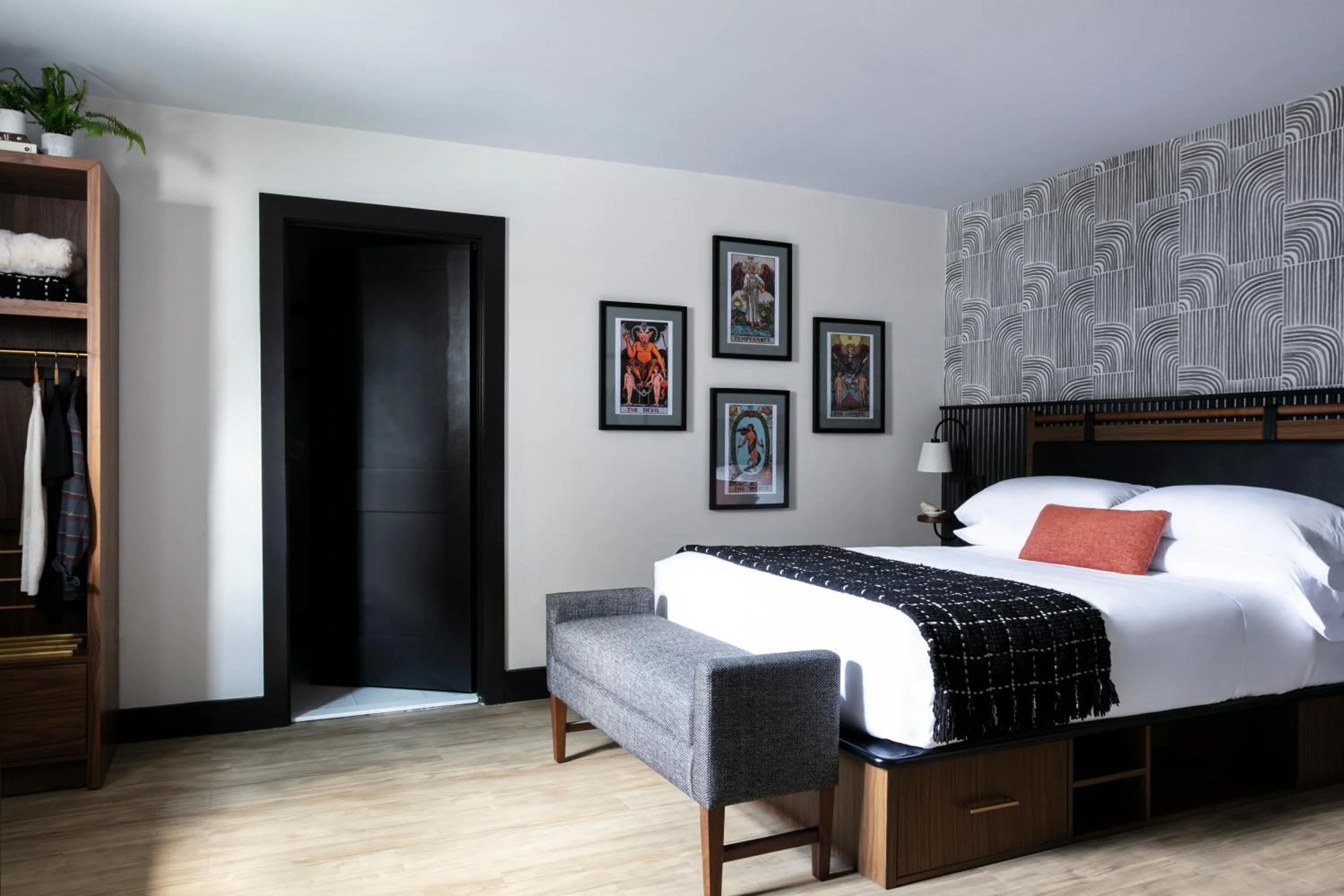 Bedroom, Bed in The Cove At Salem