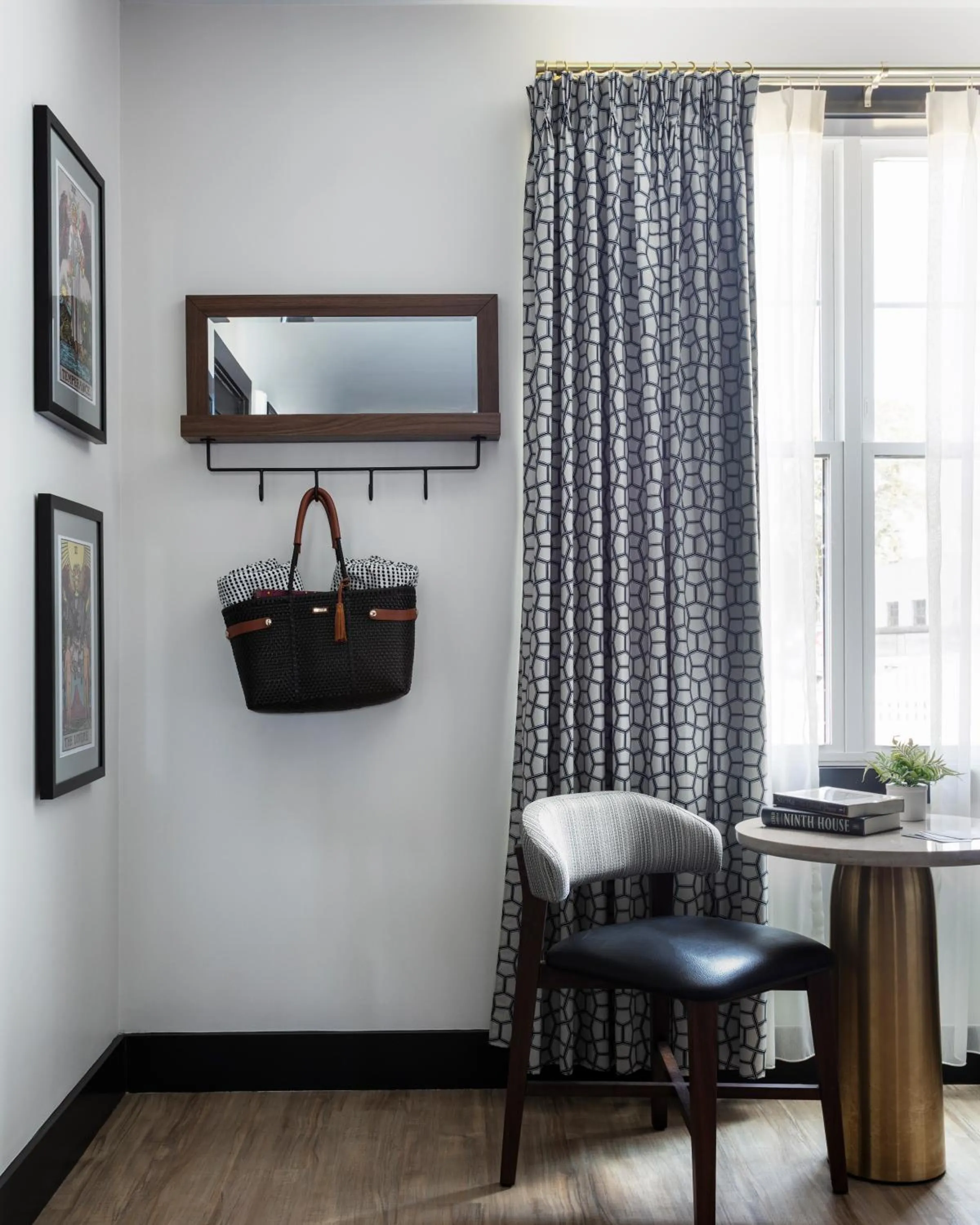 Seating area in The Cove At Salem