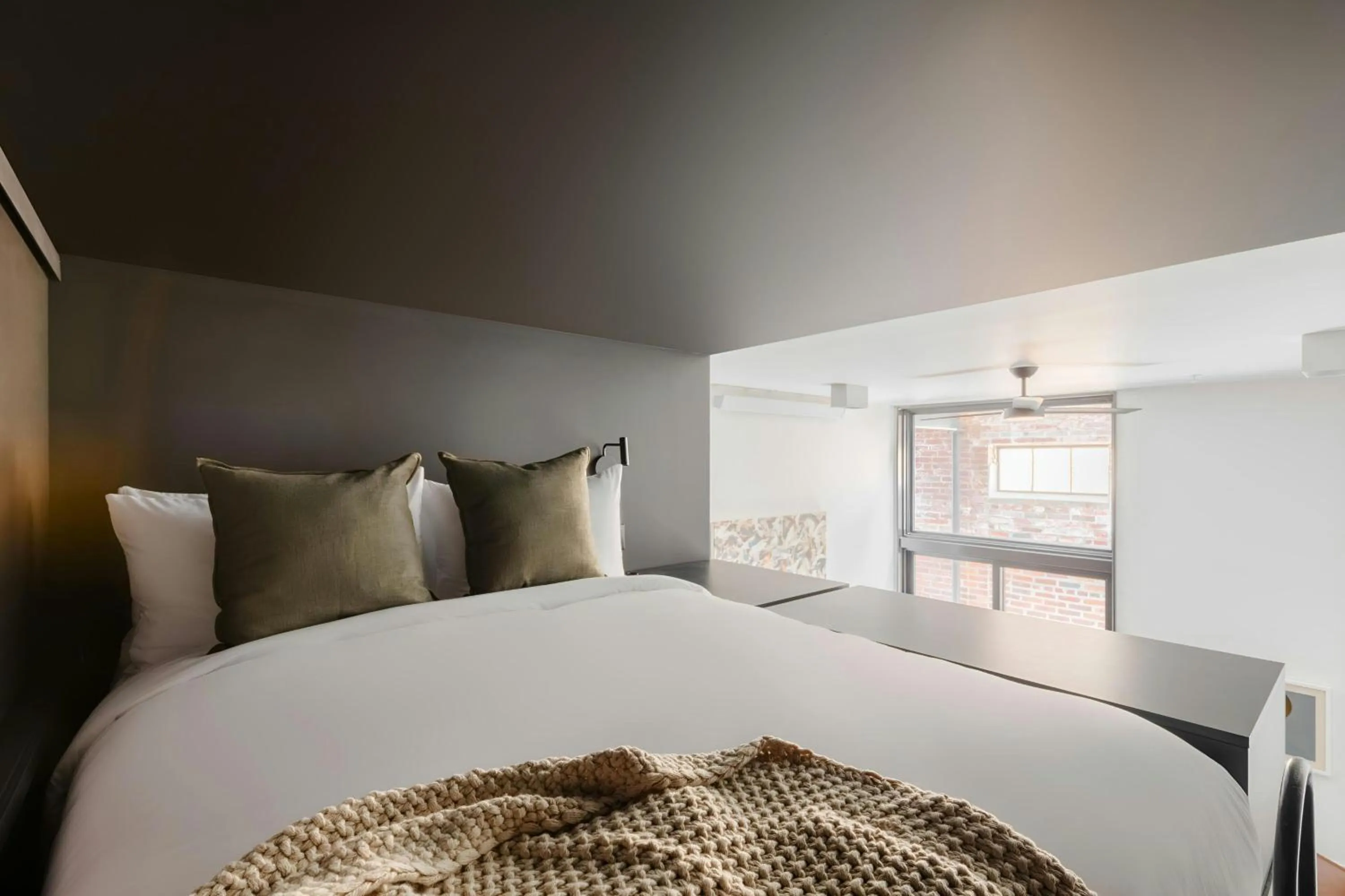 Bedroom, Bed in Sonder by Marriott Bonvoy RailSpur Apartments Pioneer Square
