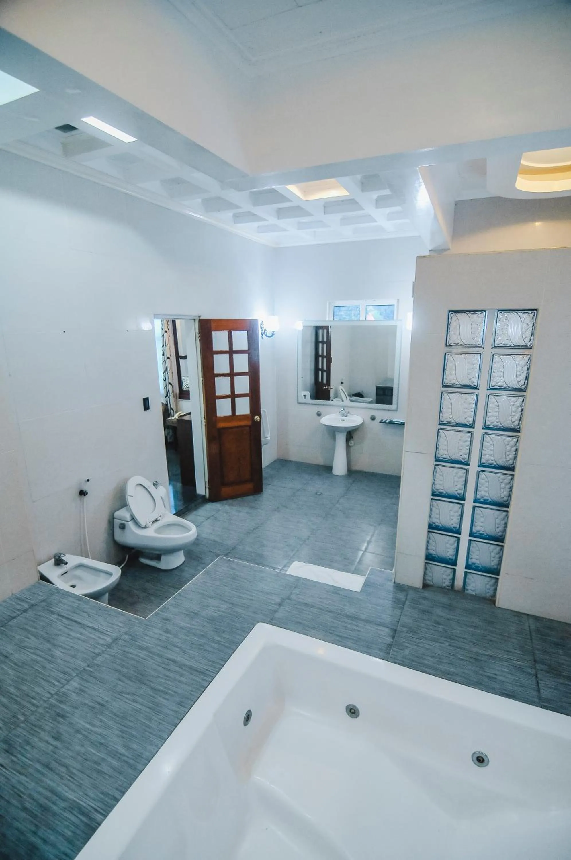 Bathroom in Villa Jhoana Resort