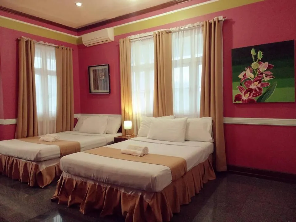 Bed in Villa Jhoana Resort