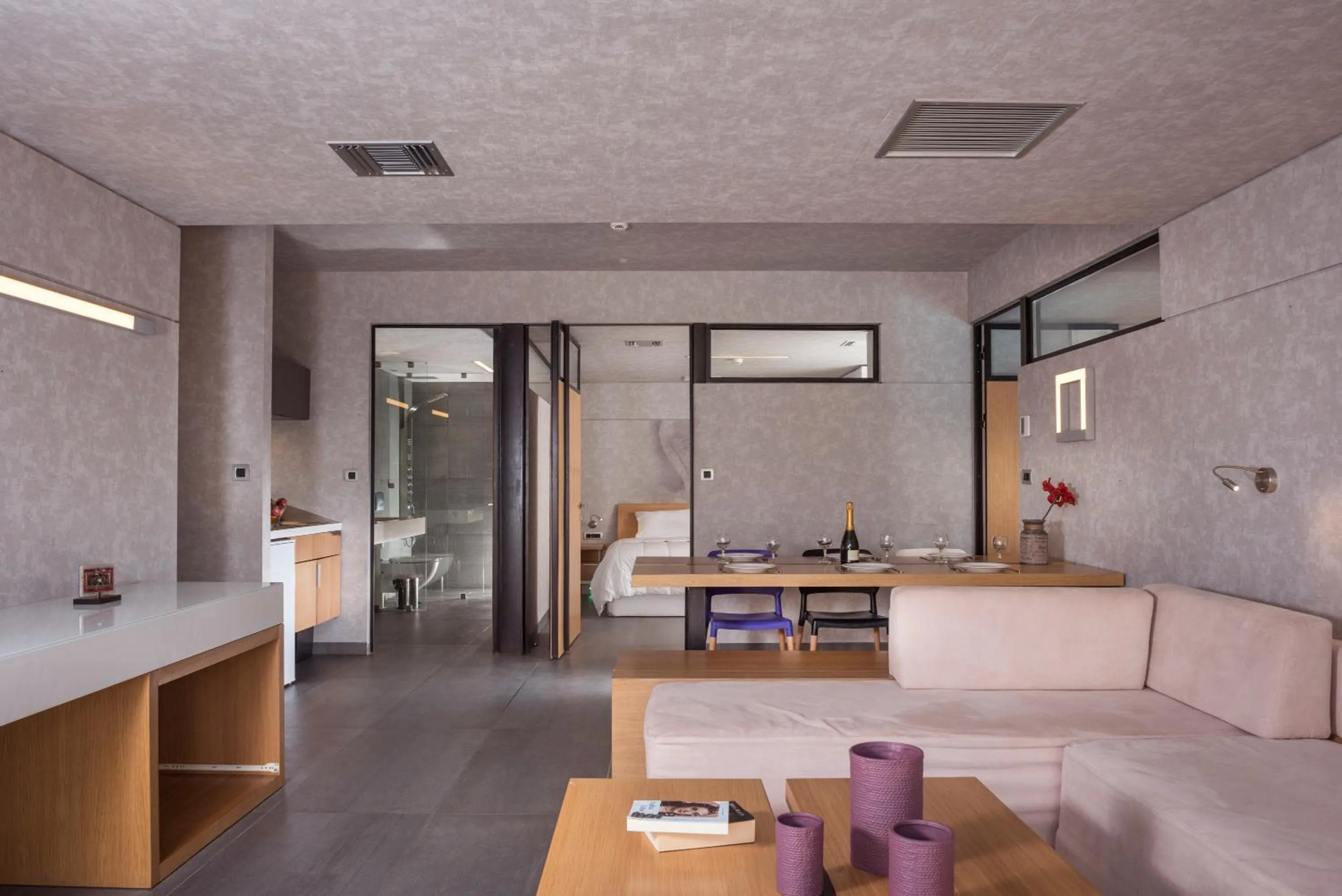 Living room in Icarus Hotel