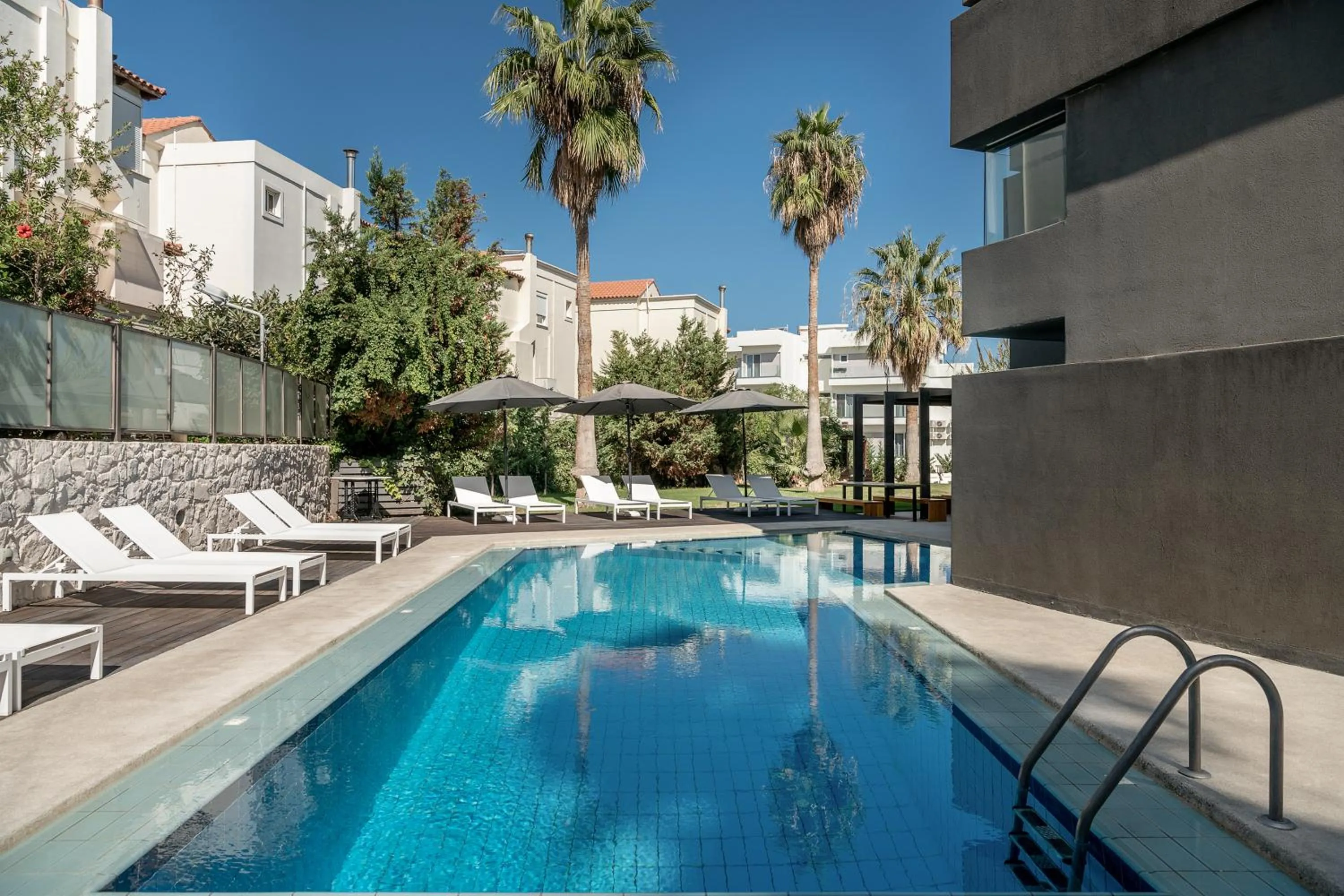 Swimming pool in Icarus Hotel