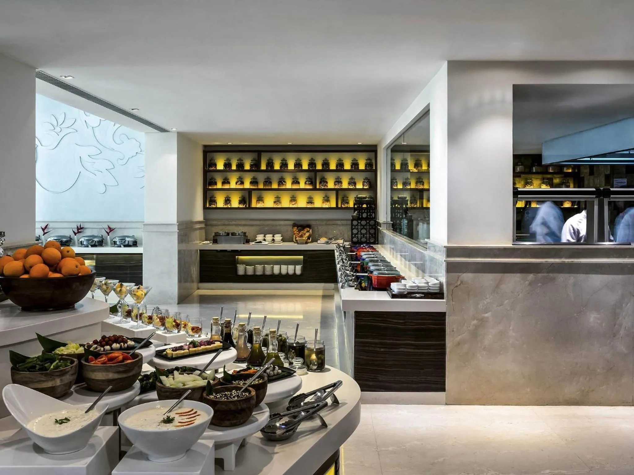 Restaurant/places to eat in Novotel Goa Resort & Spa Candolim