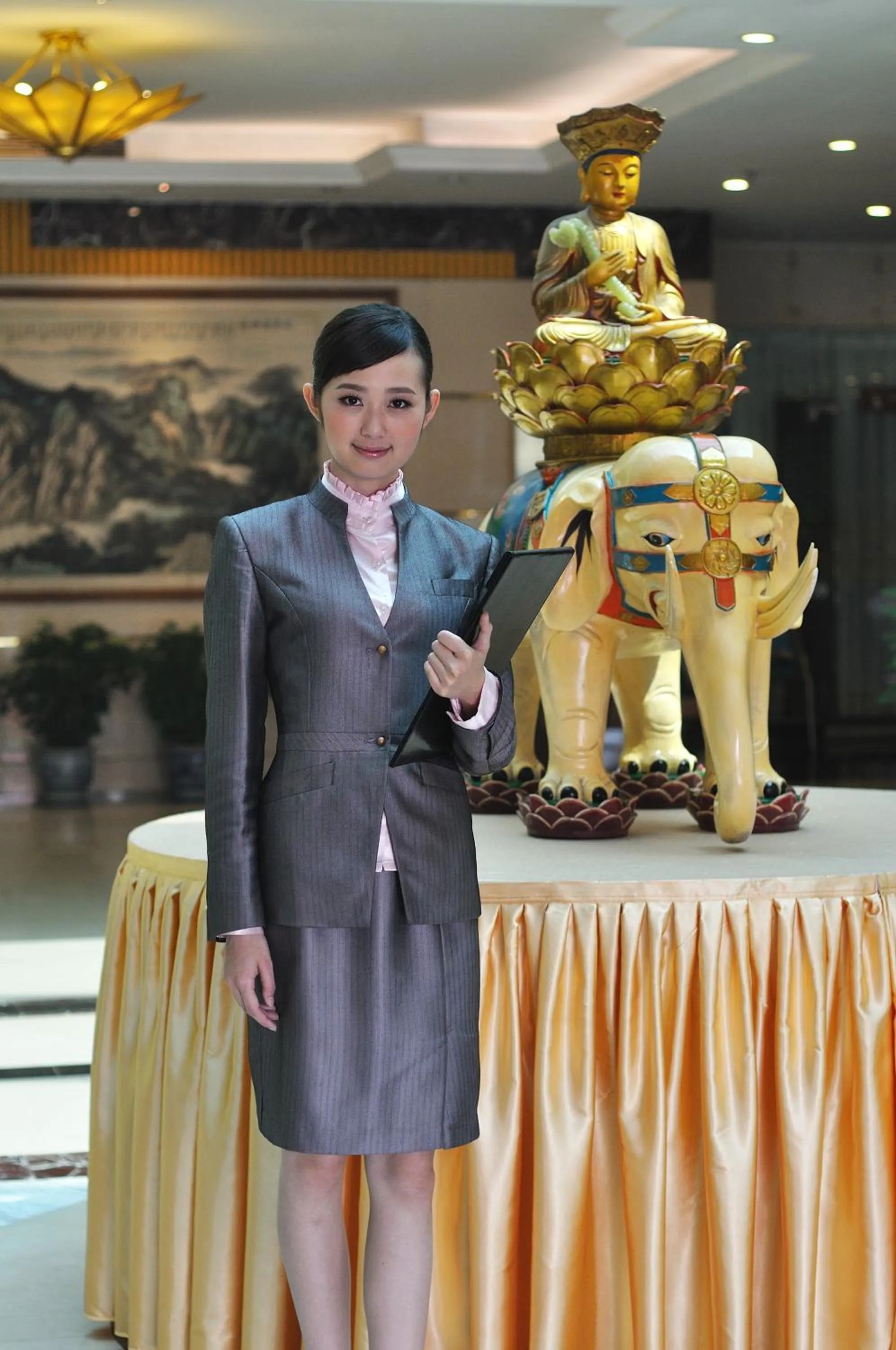 Lobby or reception in E-mei Mountain Hotel