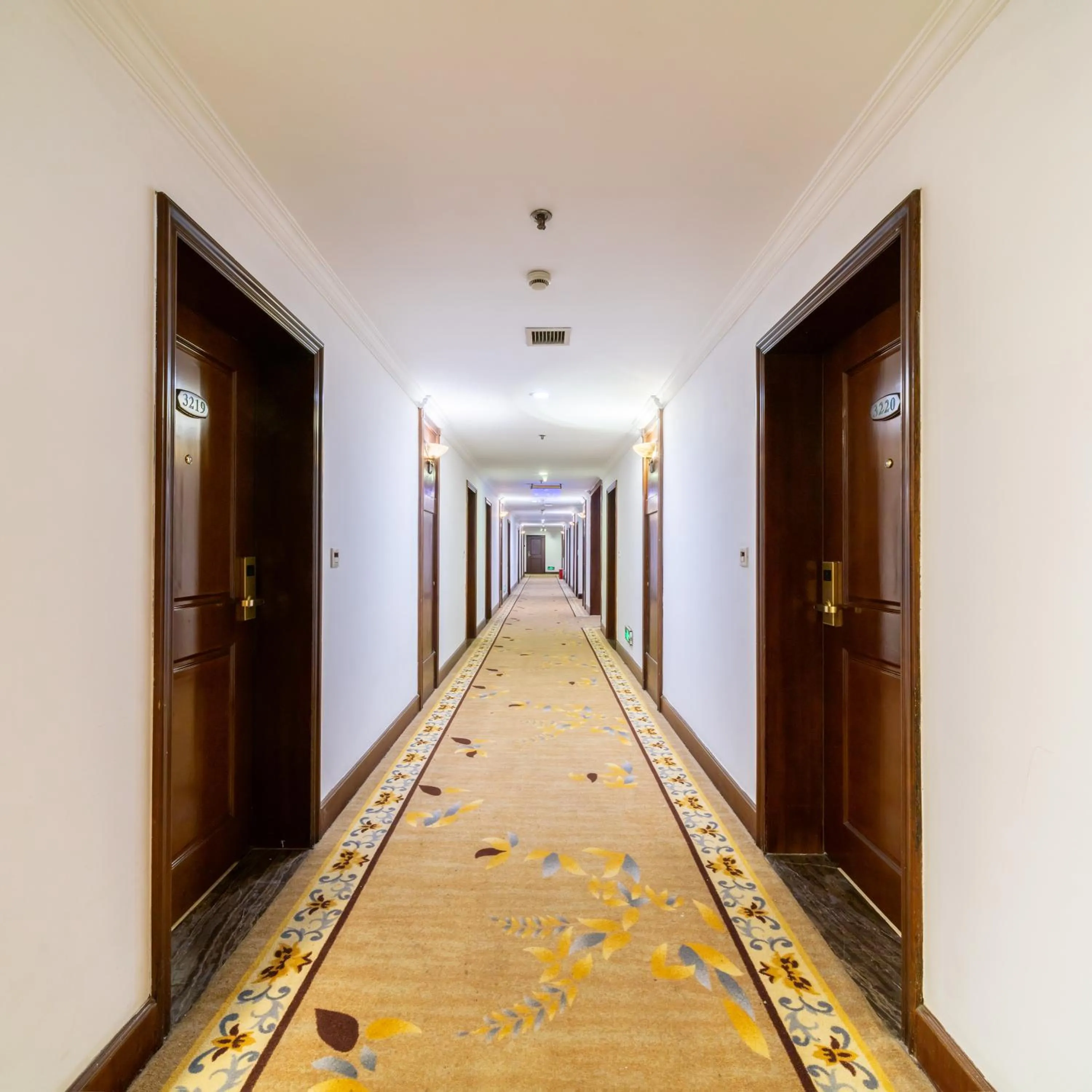 Property building in E-mei Mountain Hotel