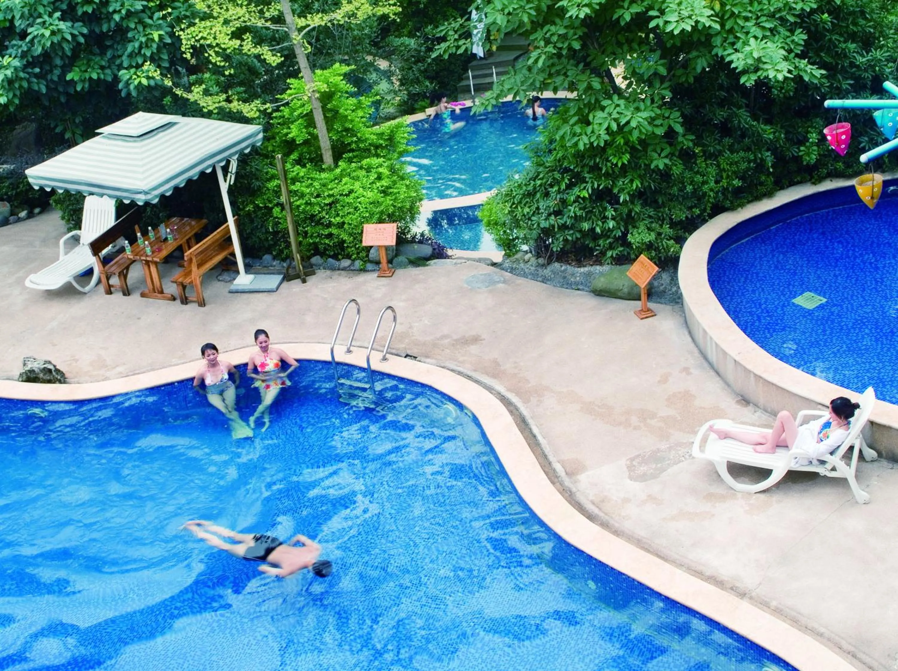 Spa and wellness centre/facilities in E-mei Mountain Hotel