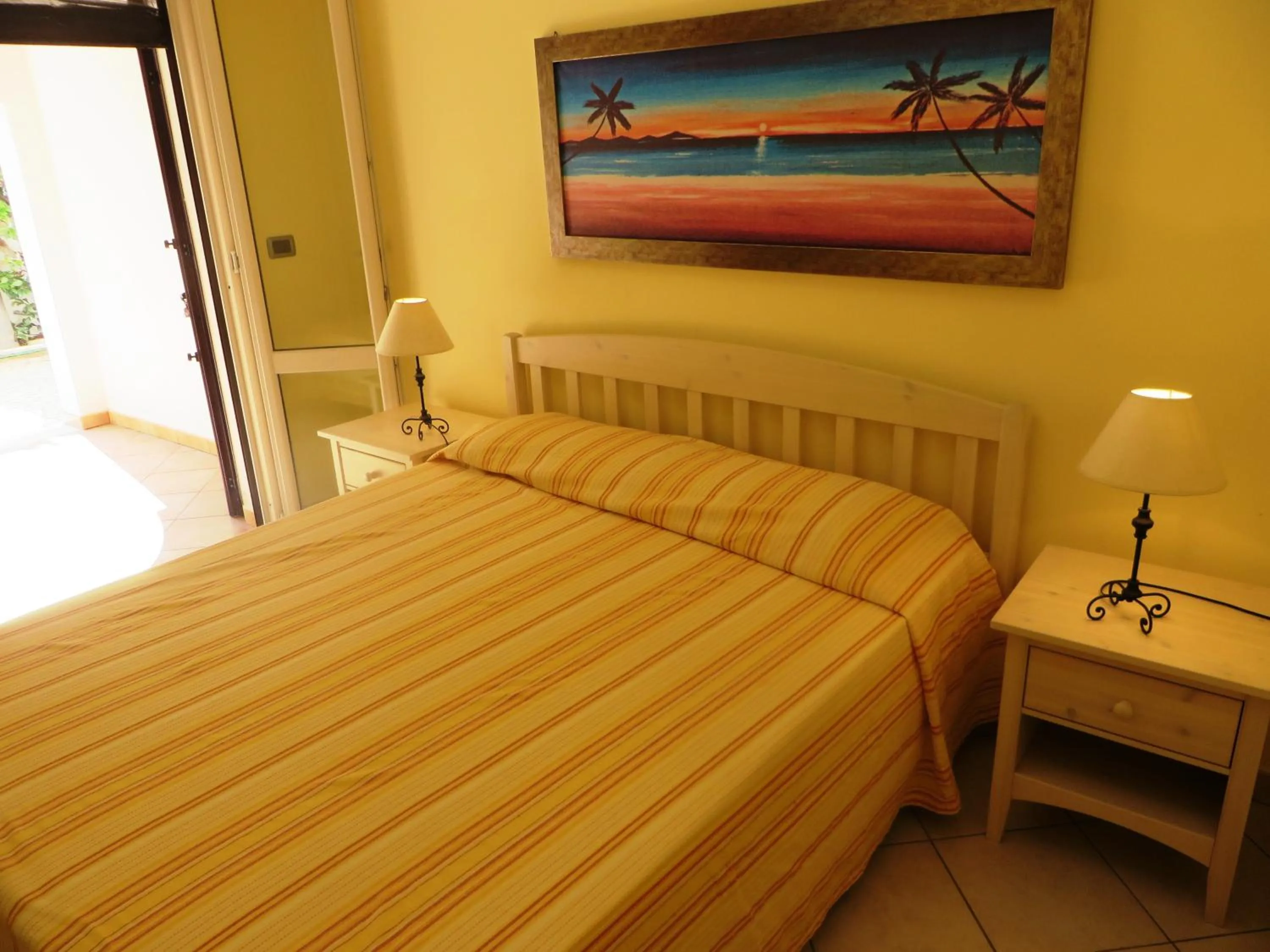 Bed in Residence Giglio