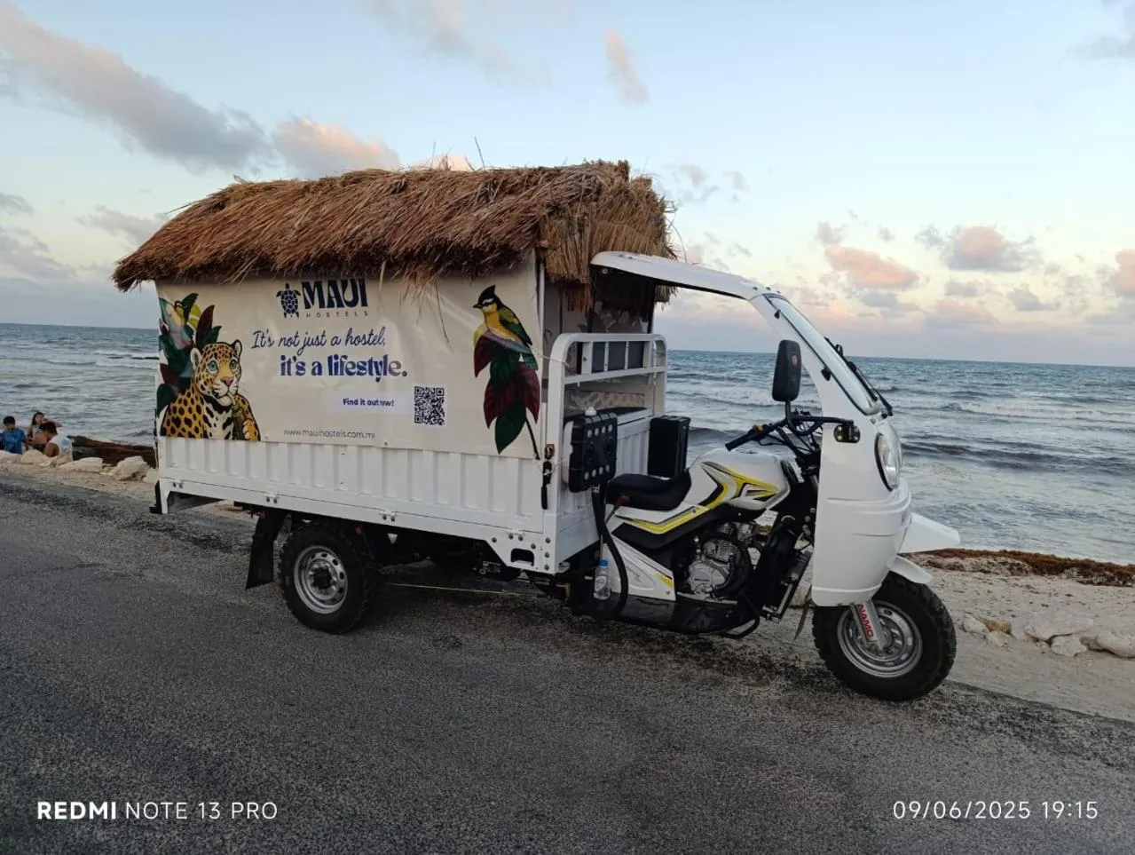 shuttle in Maui Hostels Tulum