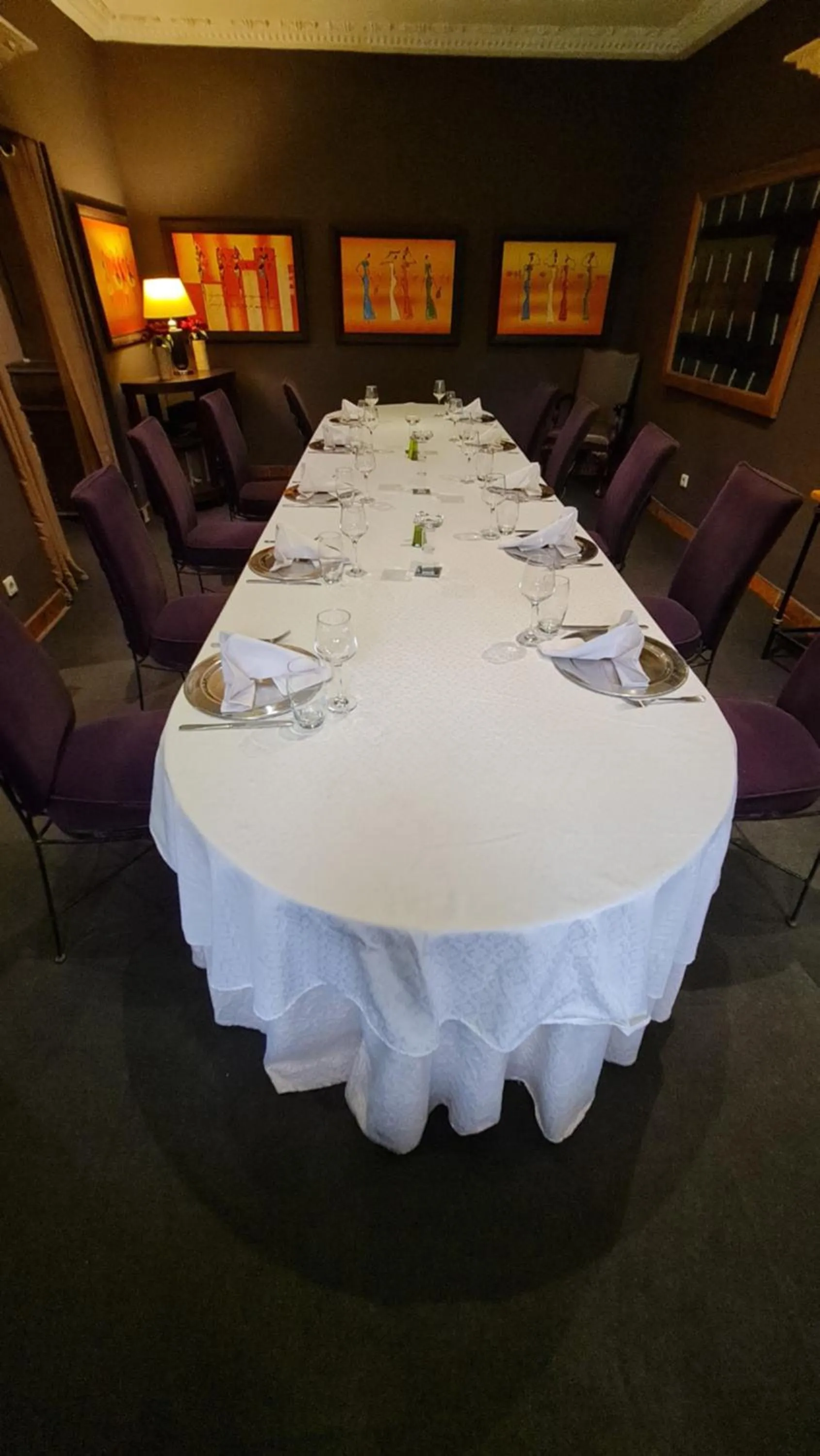 Restaurant/places to eat in Le Loft