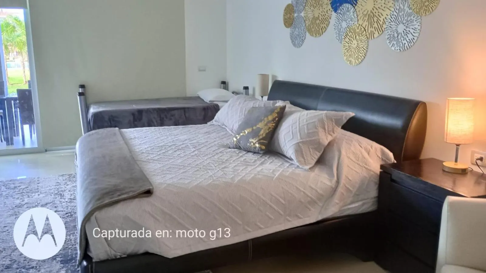 Bed in Mareazul Beachfront Resort - Casa Ancora