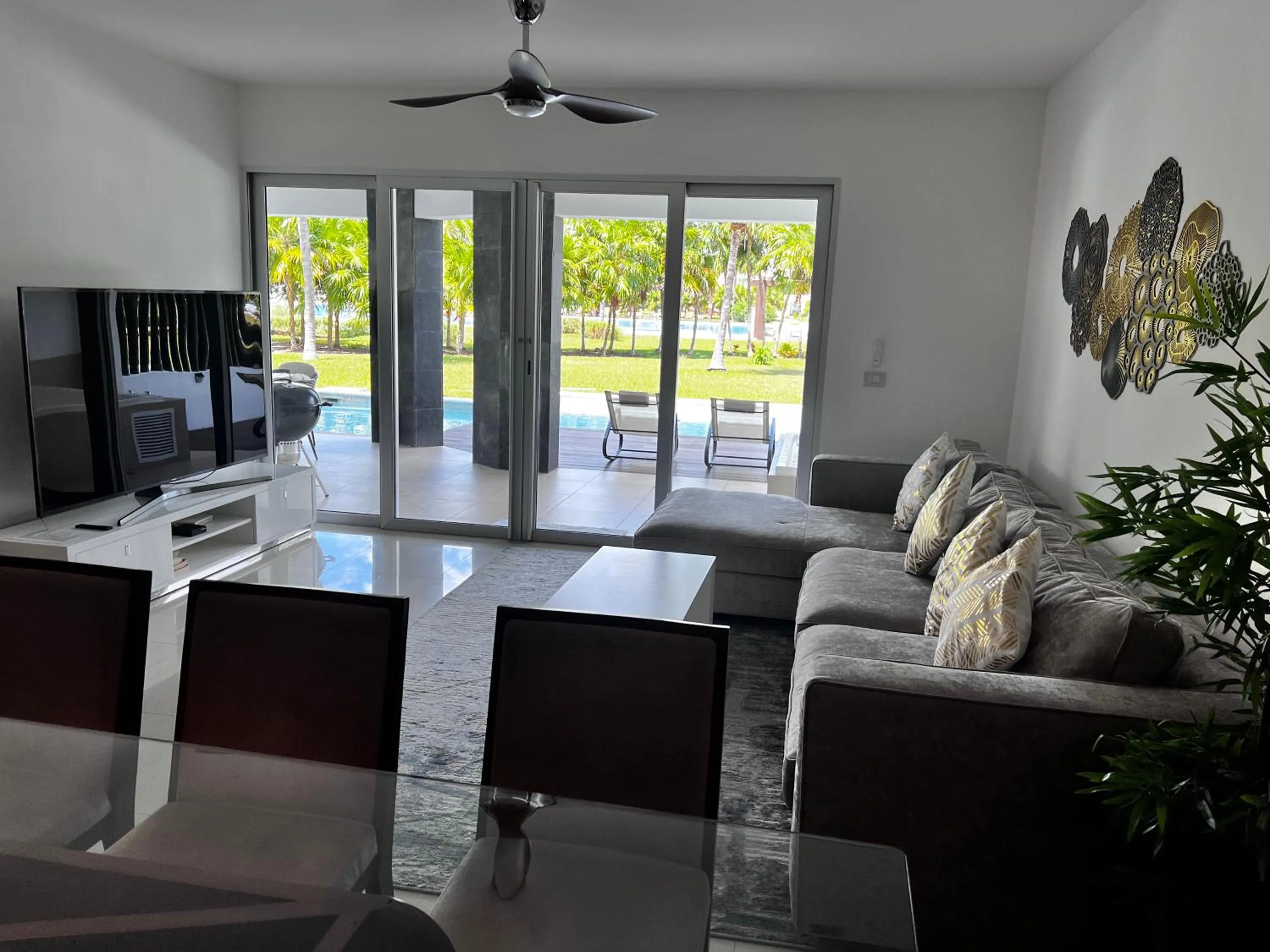 Mareazul Beachfront Resort - Casa Ancora