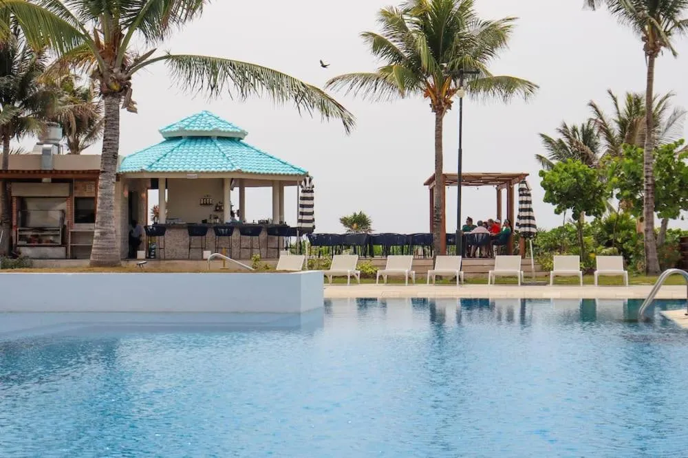 Mareazul Beachfront Resort - Casa Ancora