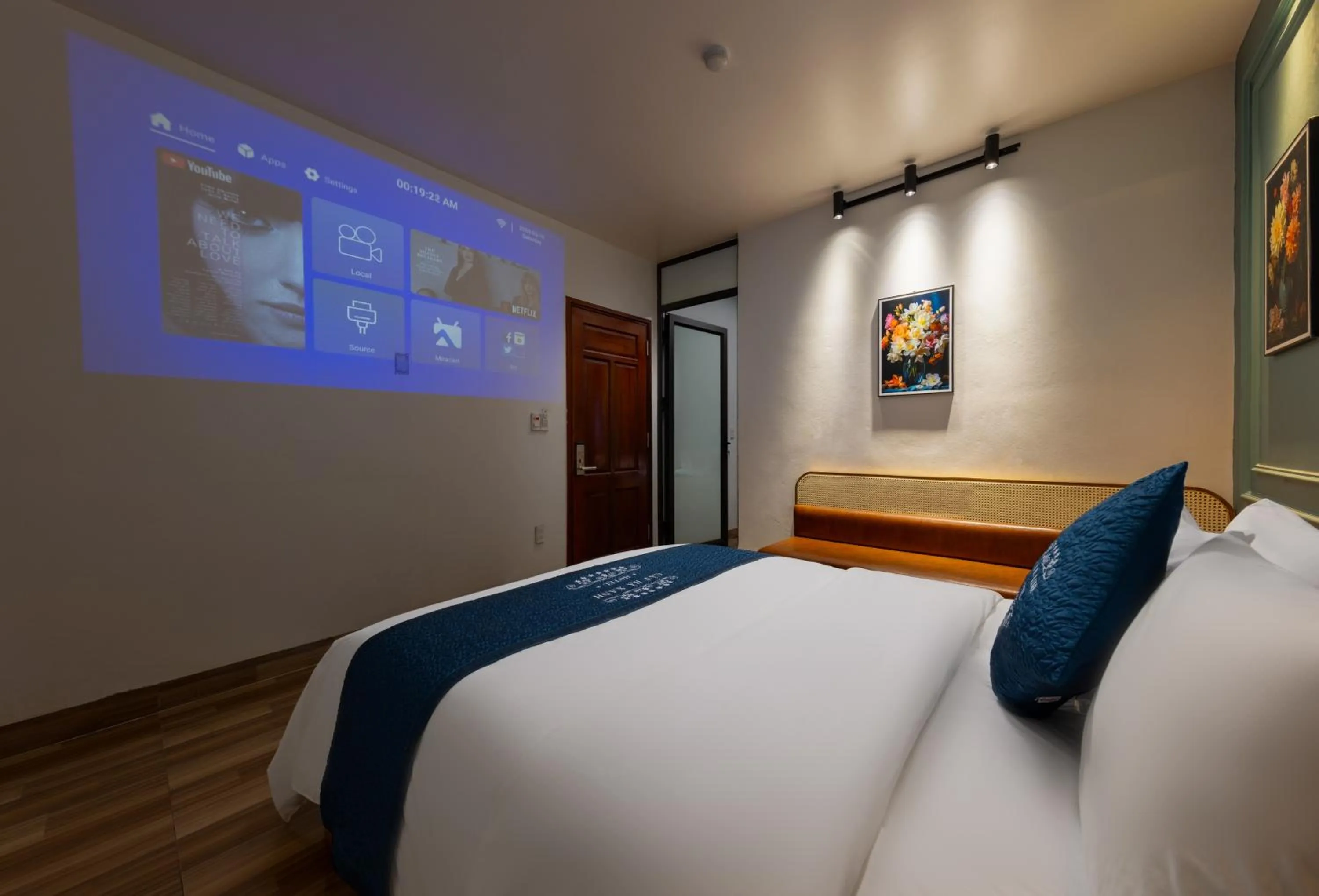 Bed in Cat Ba Xanh Spring Garden Hotel