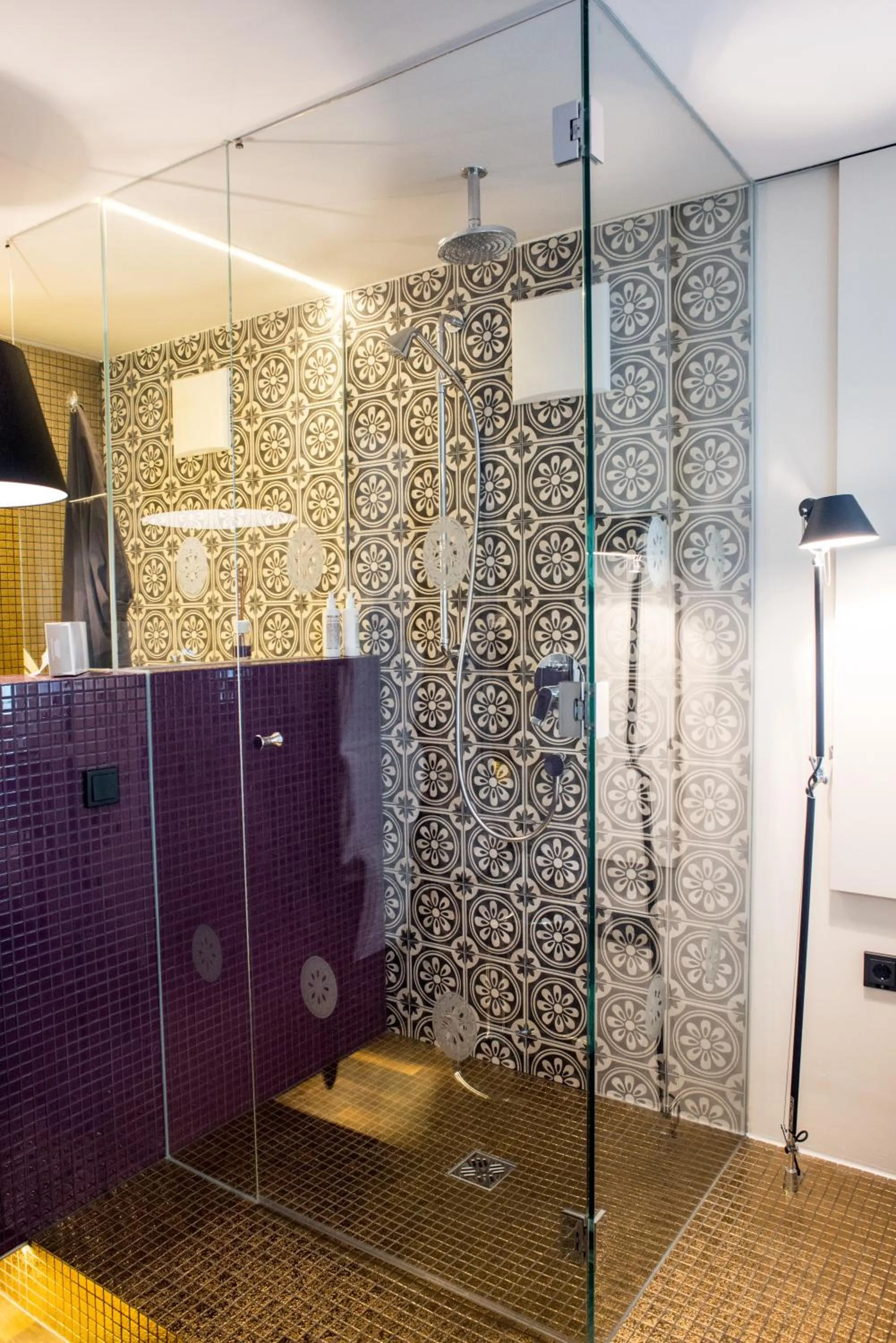 Shower in Nala Individuellhotel