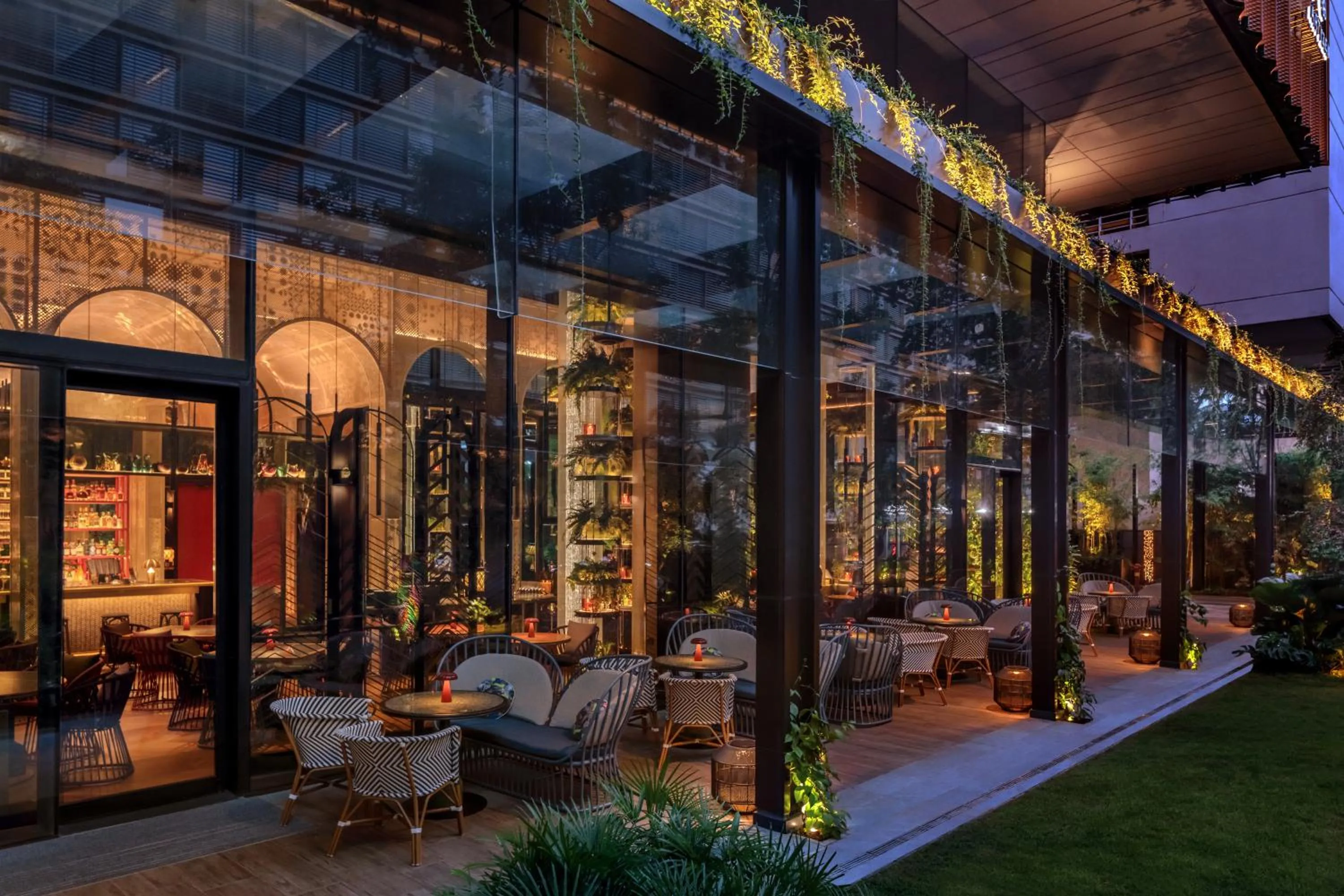 Dining area in Artyzen Singapore