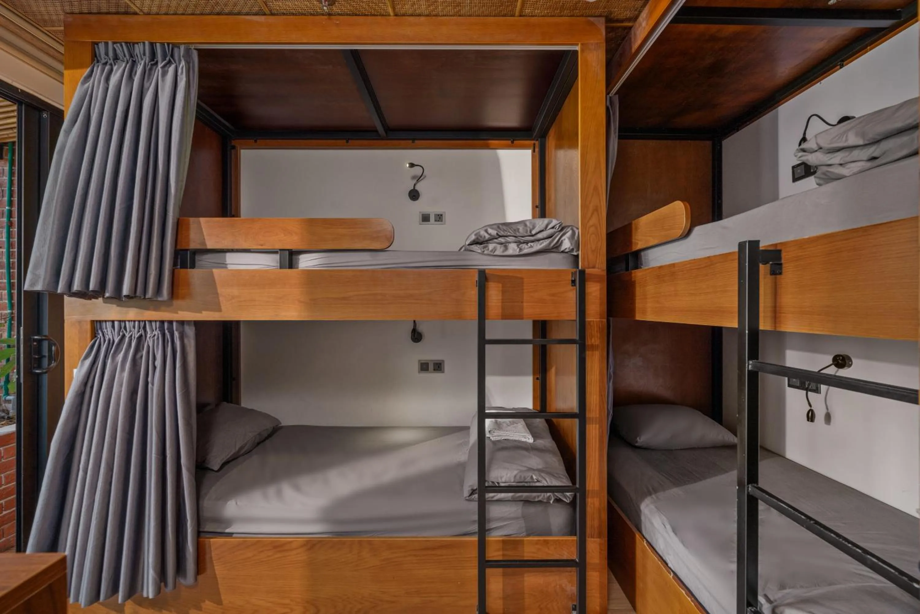 Bed in LUK Inn Hotel - An Thuong, Da Nang