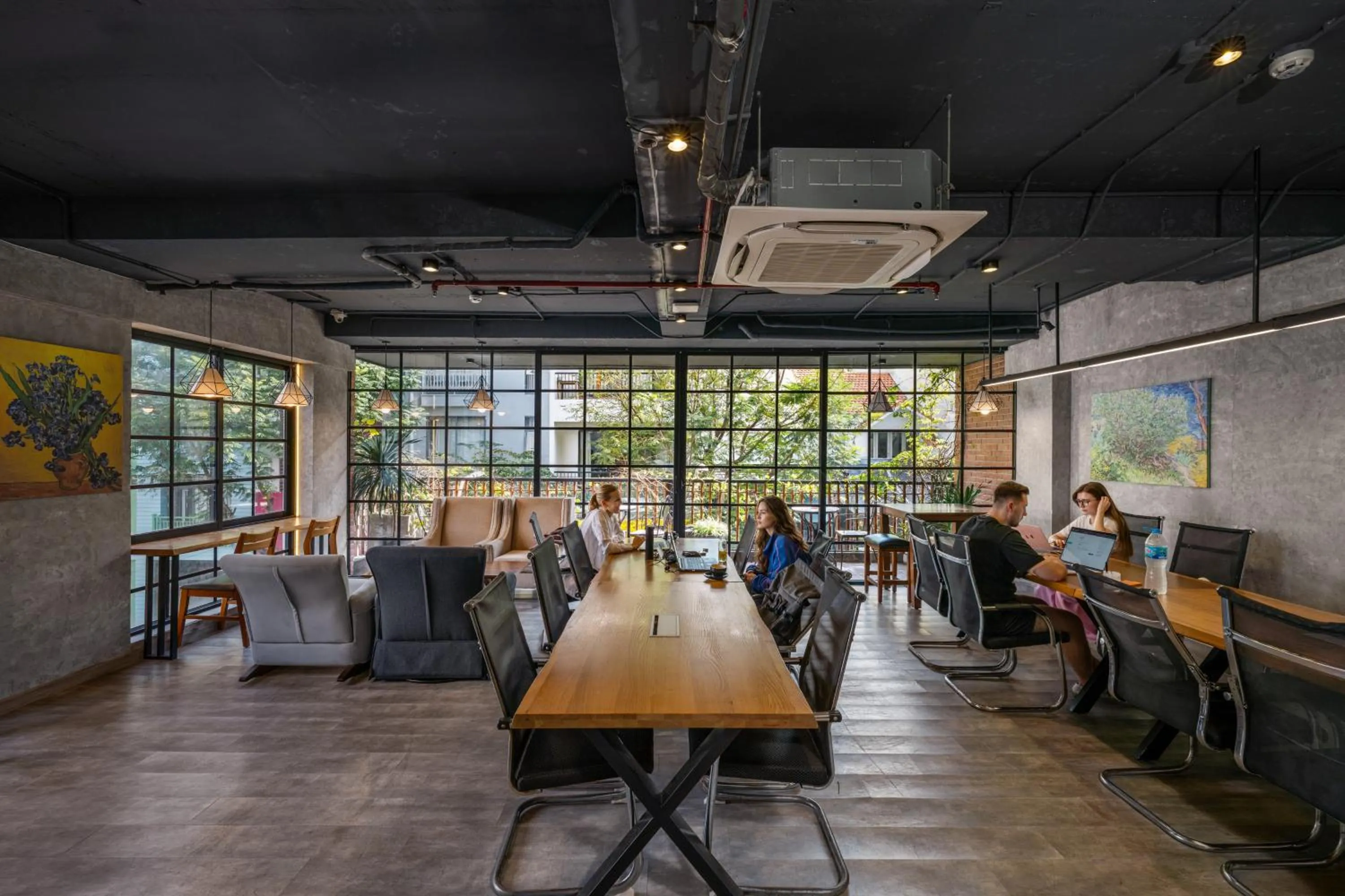 People in LUK Inn Hotel - An Thuong, Da Nang