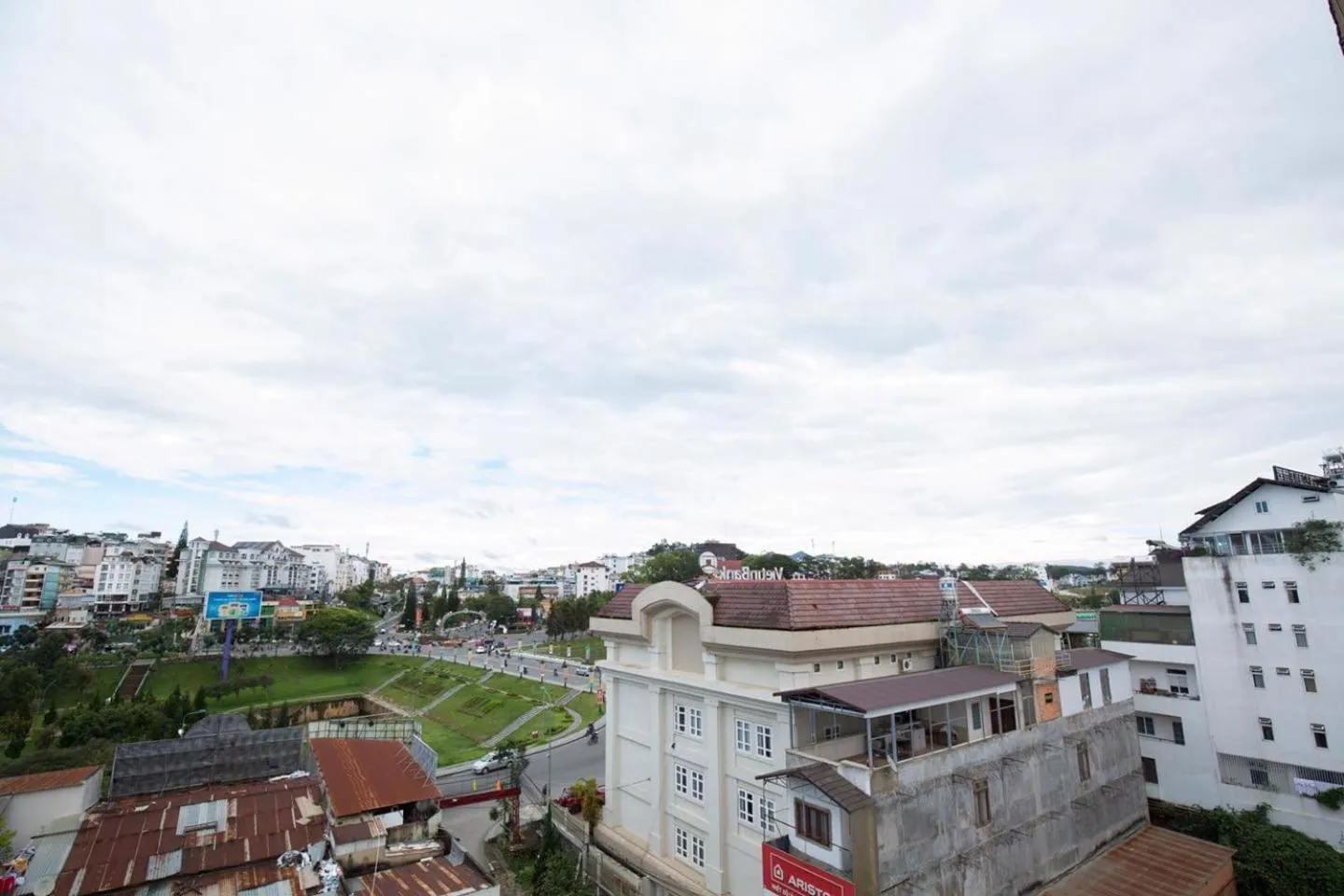 Property building in Gold Dream Hotel