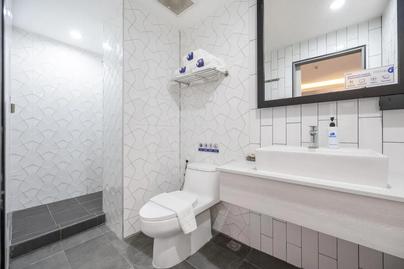 Toilet in Kokotel Chiang Rai Airport Suites