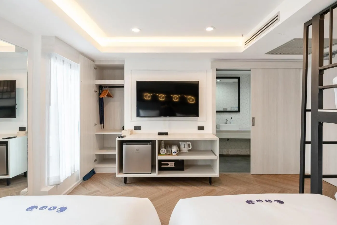 TV and multimedia, Bed in Kokotel Chiang Rai Airport Suites