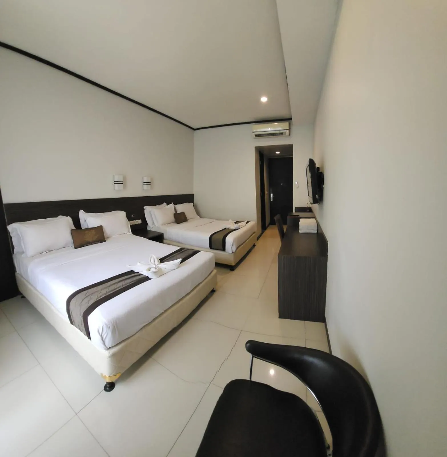 Bedroom, Bed in Summer Hills Hotel & Villas Bandung