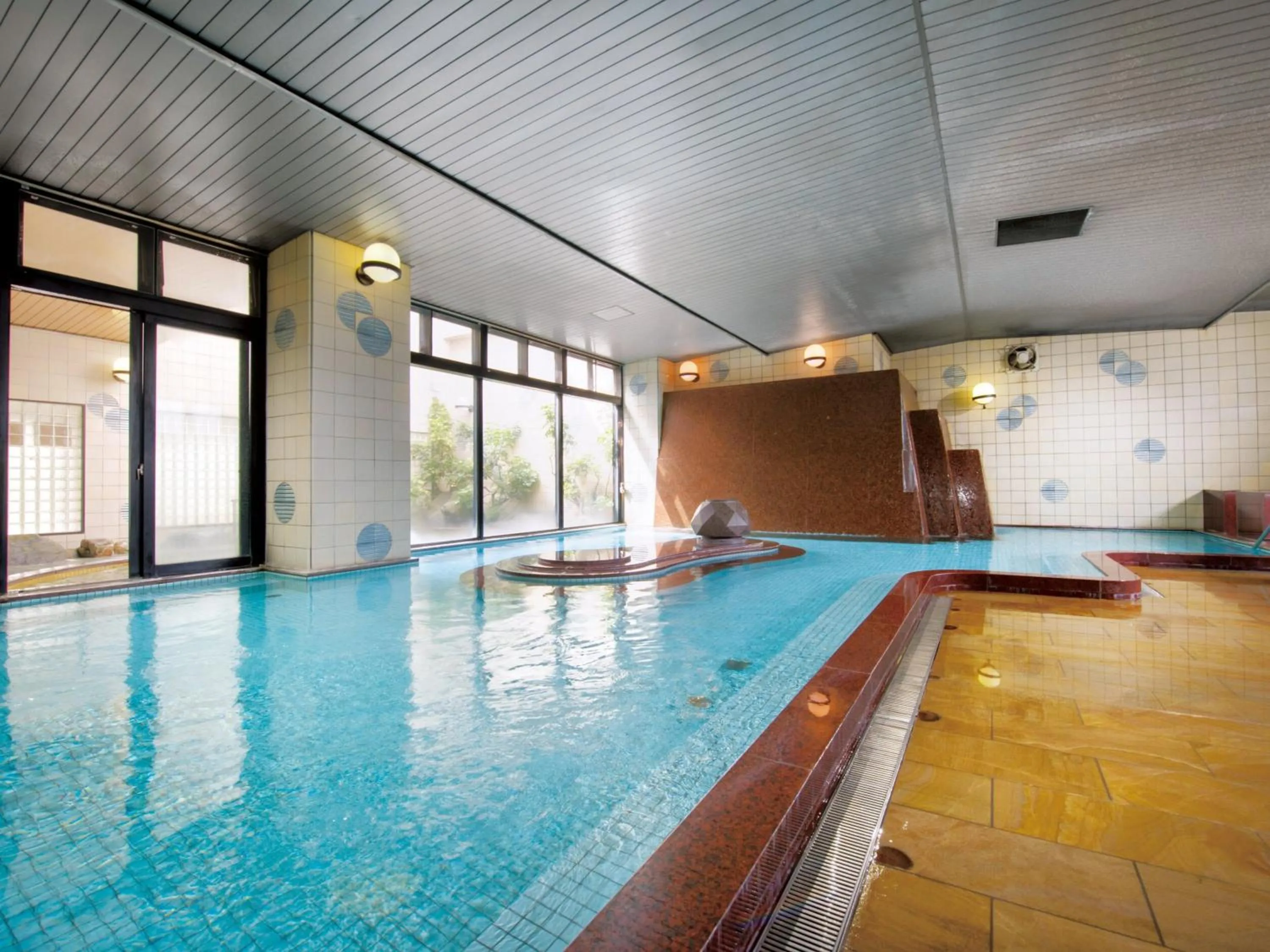 Public Bath in 楽気ハウス甲斐路 Raki House KAIJI