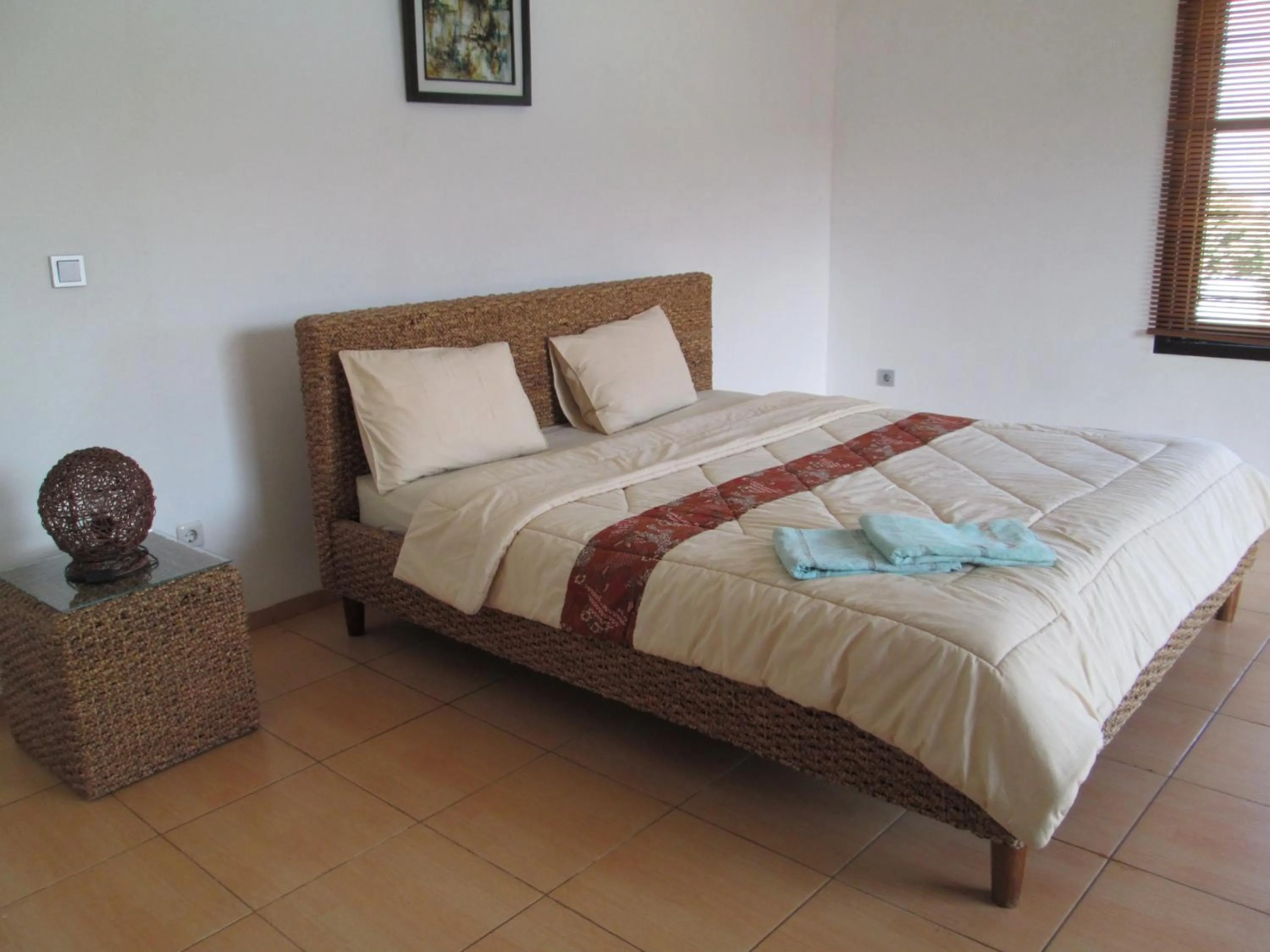 Bed in Osmond Villa Resort