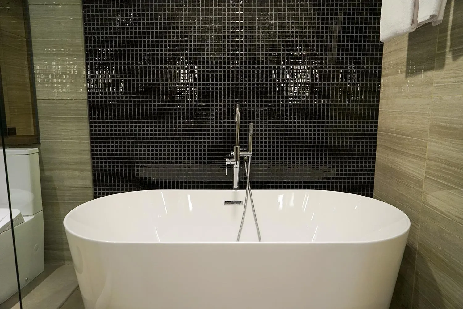 Bath in Swiss-Belhotel Airport Yogyakarta