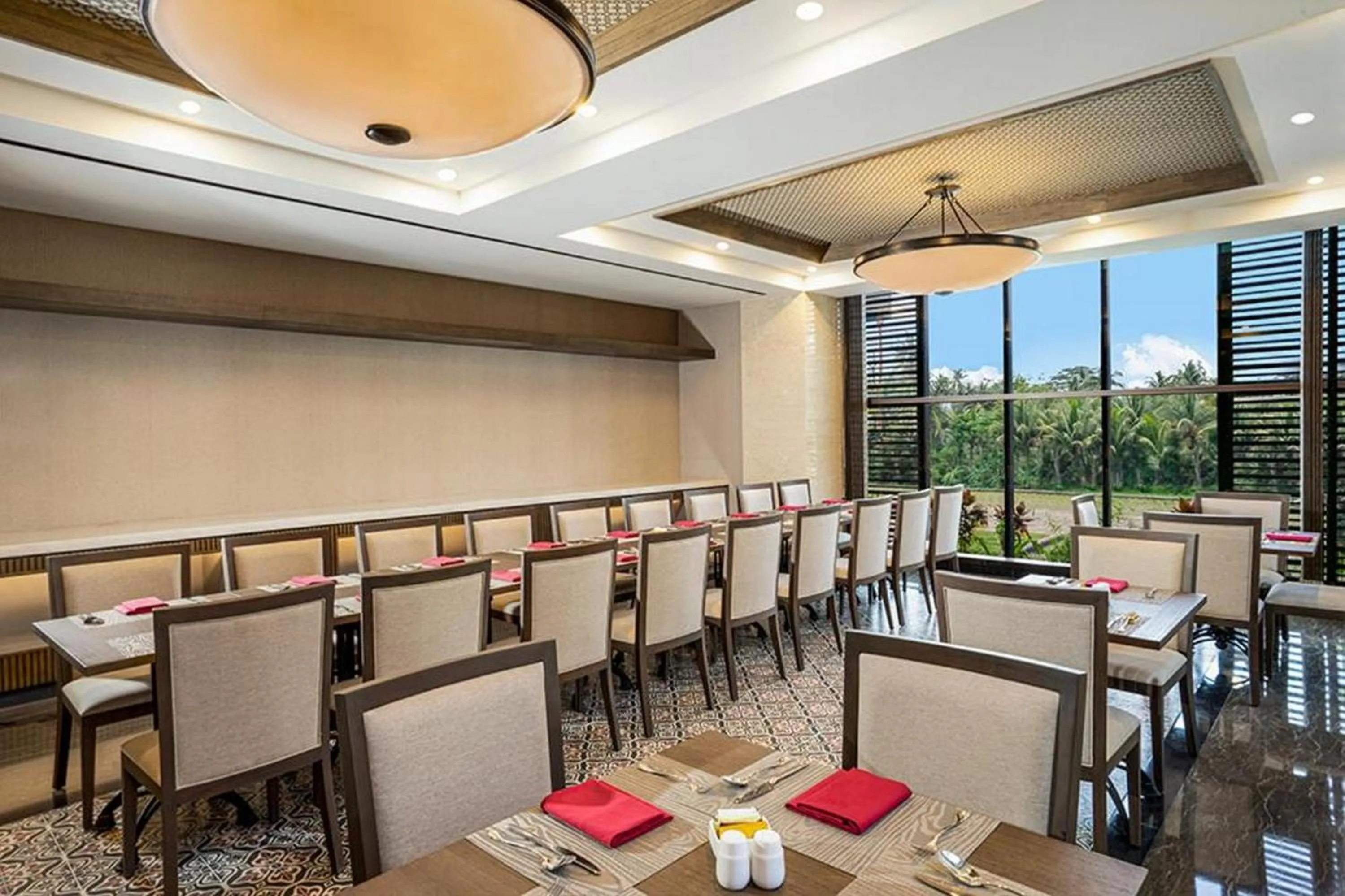 Restaurant/places to eat in Swiss-Belhotel Airport Yogyakarta