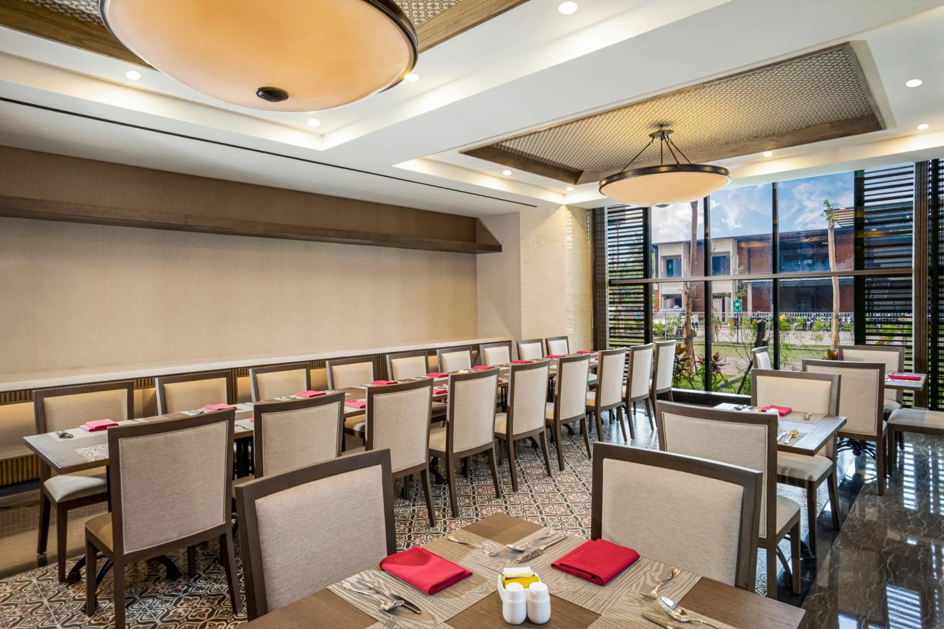 Restaurant/places to eat in Swiss-Belhotel Airport Yogyakarta