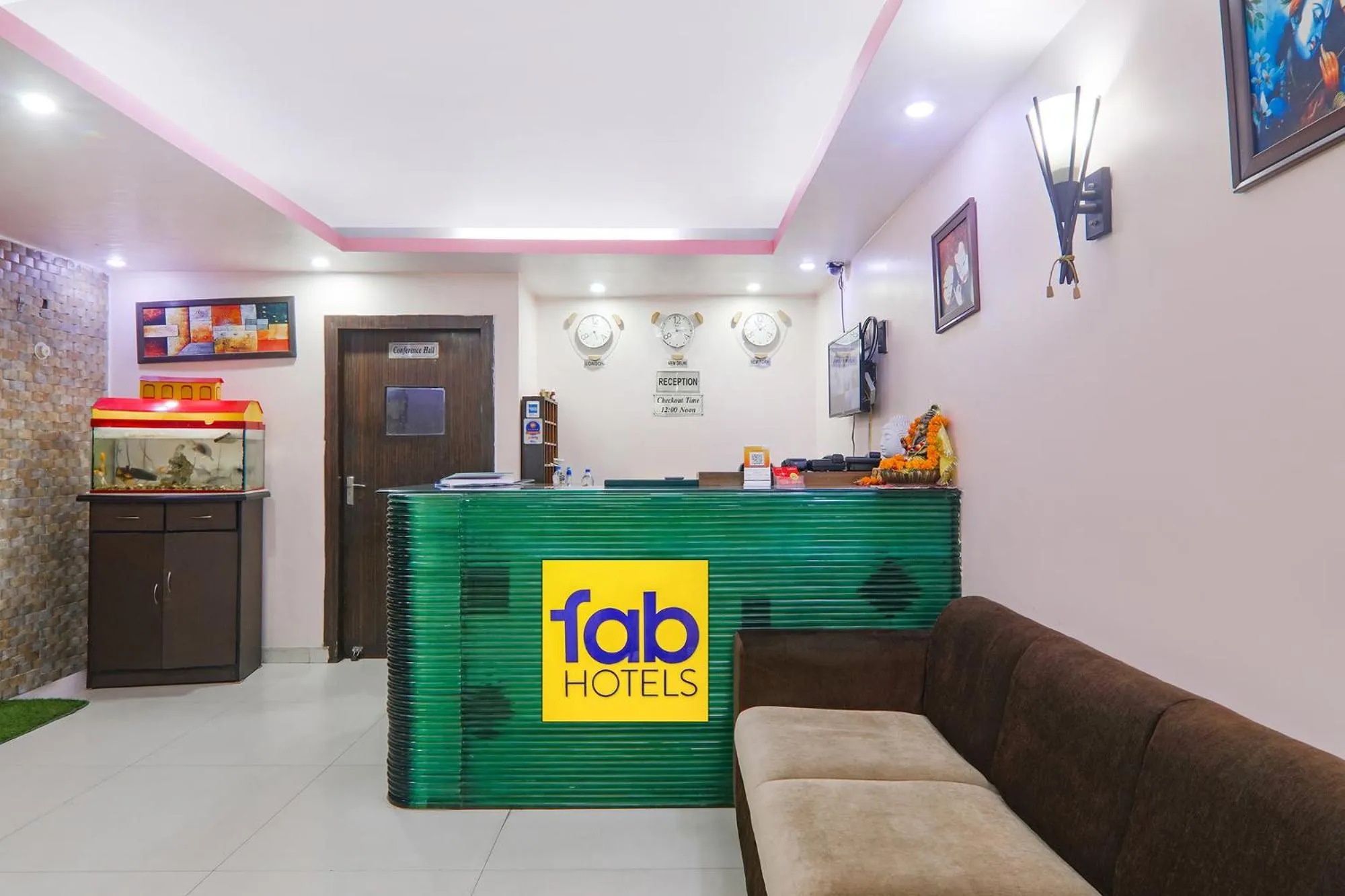Lobby or reception in FabHotel Royal Ville