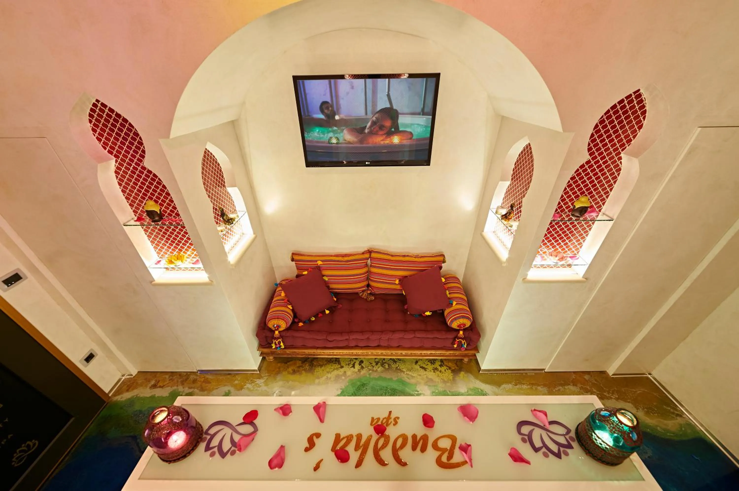 Spa and wellness centre/facilities in Aleksandr