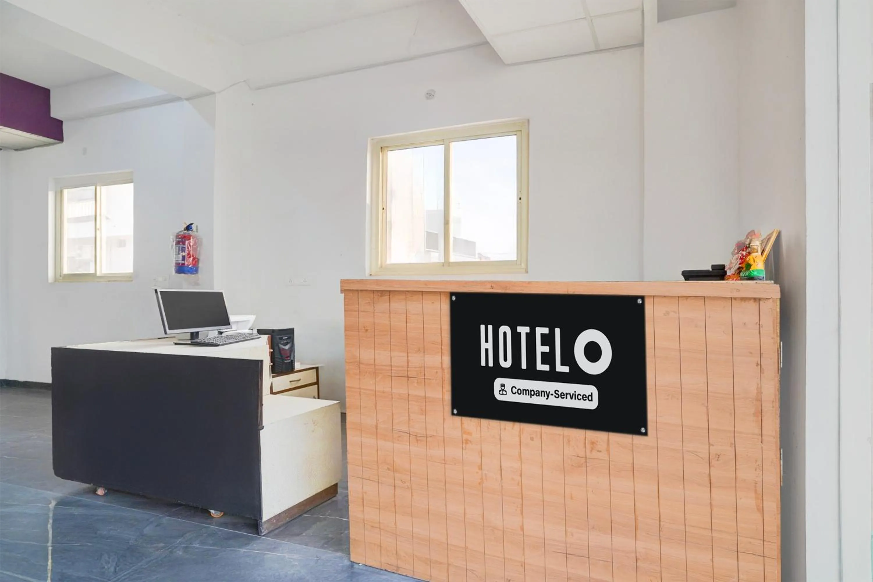 Lobby or reception in Hotel O Deva road Formerly Hotel Sunrise Inn